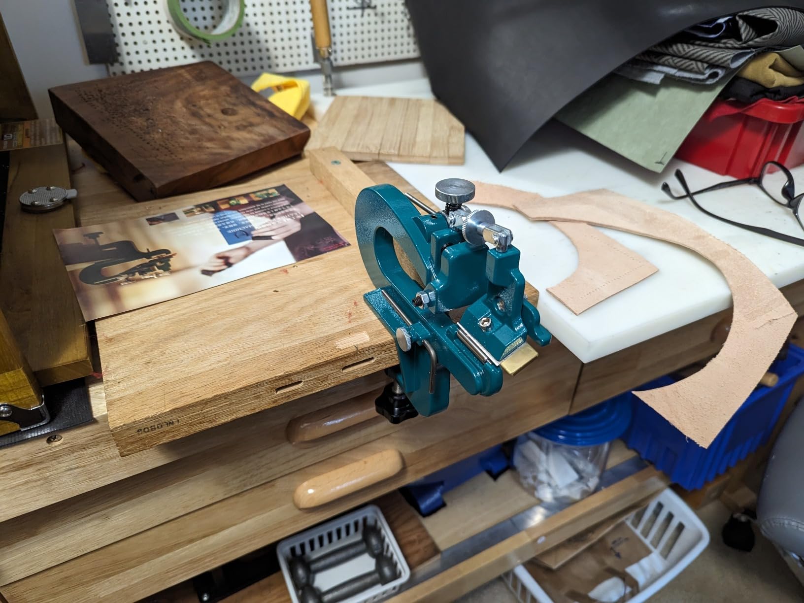 YaeTek Manual Leather Skiver Leather Splitter Leather Paring Machine Leather Craft Edge Skiving Machine with 18 Blades customer photo 1