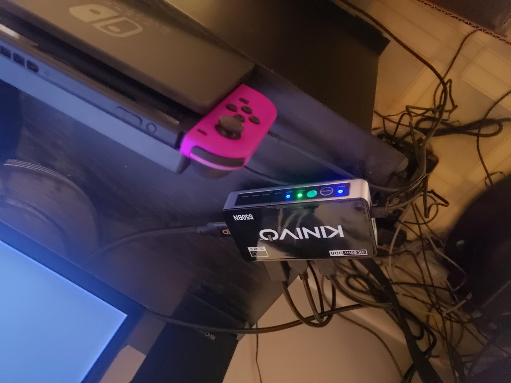 Kinivo HDMI Switch 5 in 1 Out 4K 60Hz (HDR 10, High Speed 18Gbps, IR Remote, HDCP2.2, Dolby Vision, VRR) - 550BN Switcher Compatible with Roku, PS5, Xbox, Apple TV, Nintendo Switch 2, Cable Box customer photo 2