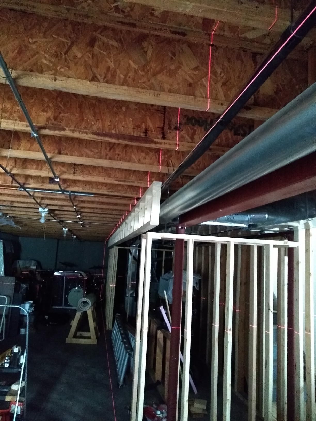 SKIL 65ft. 360° Red Self-Leveling Cross Line Laser Level with Horizontal and Vertical Lines Rechargeable Lithium Battery USB Charging Port, Compact Tripod & Carry Bag Included - LL932201 customer photo 1