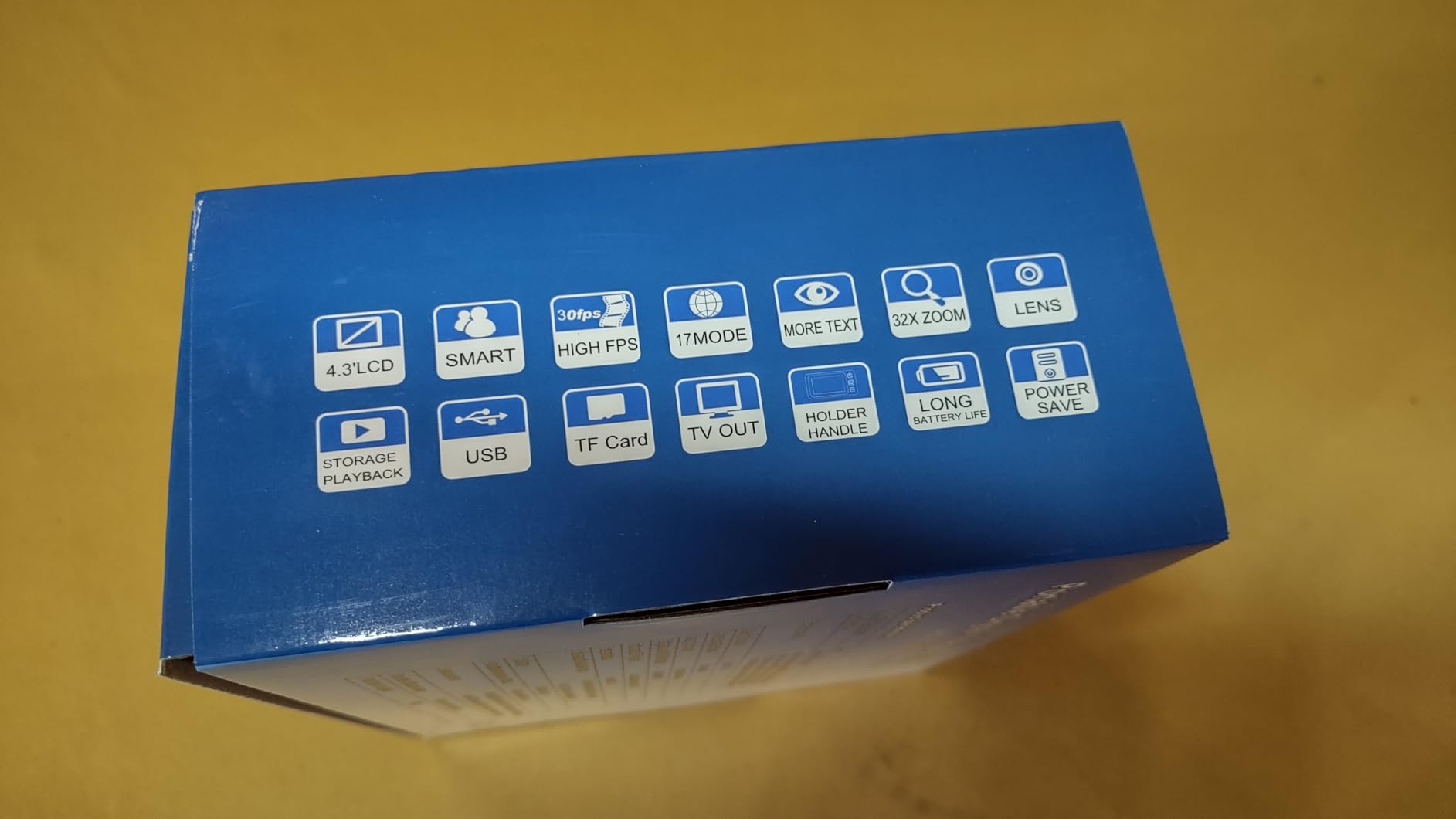 Eyoyo Portable Digital Magnifier Electronic Reading Aid 5.0 inch w/Foldable Handle for Low Vision Color Blindness 4X-32X Times Zoom 17 Color Modes customer photo 4