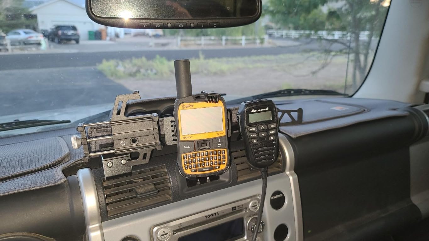 Spot X with Bluetooth 2-Way Satellite Messenger | SOS Protection | Handheld Portable 2-Way GPS Messenger customer photo 2