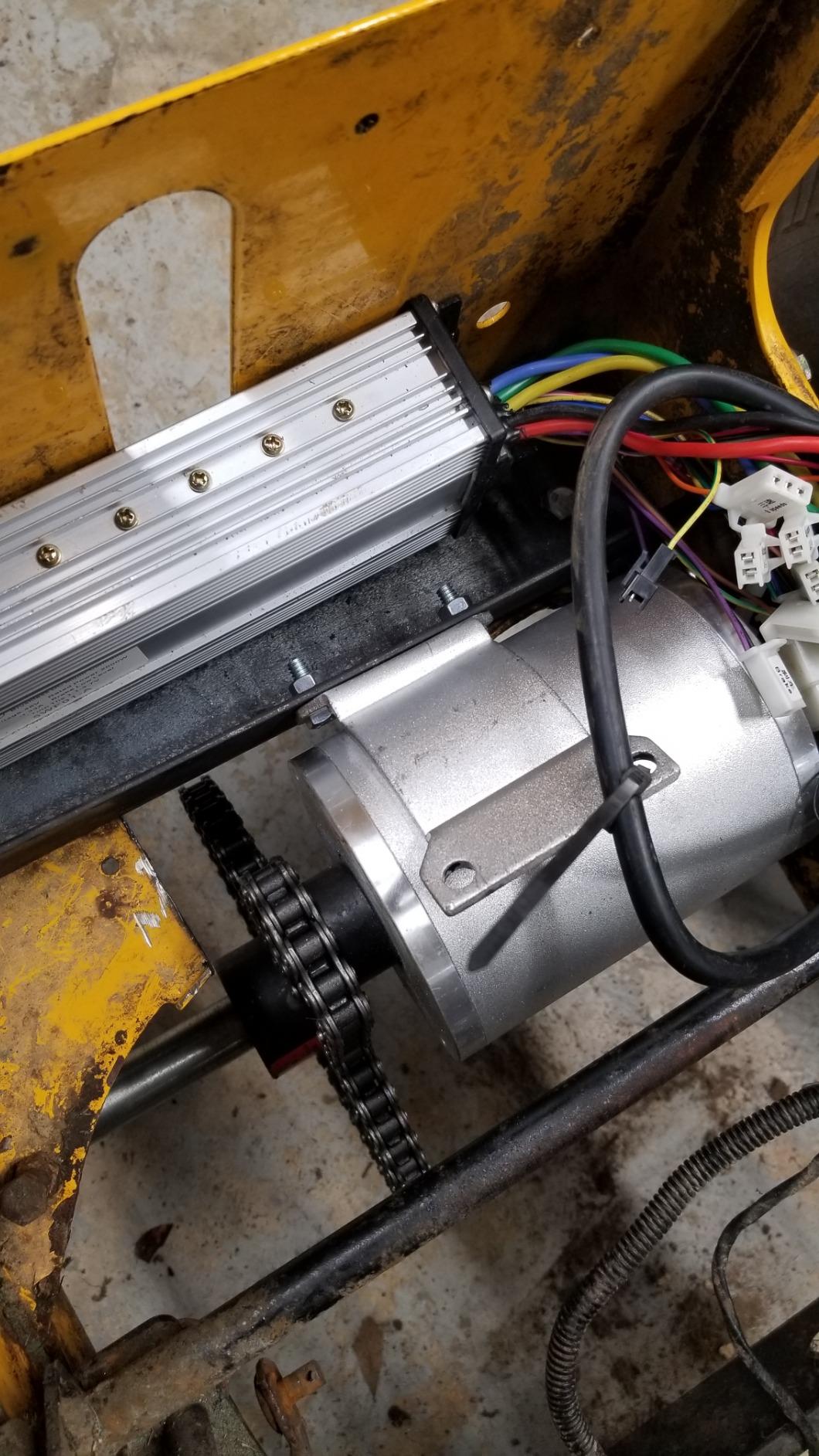 Electric Brushless DC Motor Complete Kit, 48V 2000W 4300RPM High Speed Motor, with 33A 15 Mosfet Controller, Power Display LCD Throttle, Electric Scooter Bicycle Motorcycle Mid Drive Motor, DIY Part customer photo 1