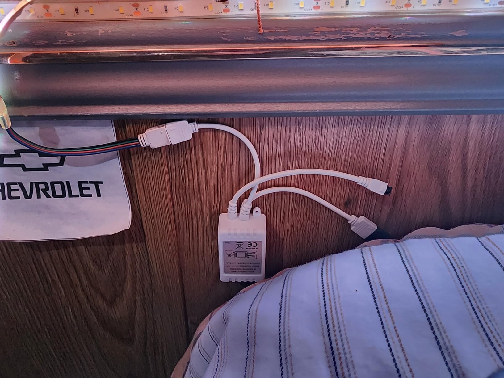 SUPERNIGHT RGB Light Strip Remote Controller, 2-in-1 4 Pin Dimming Dimmer Brightness Flash Mode Control Options for LED Tape Light,12V DC LEDs Rope Lighting (2 Ports) customer photo 2