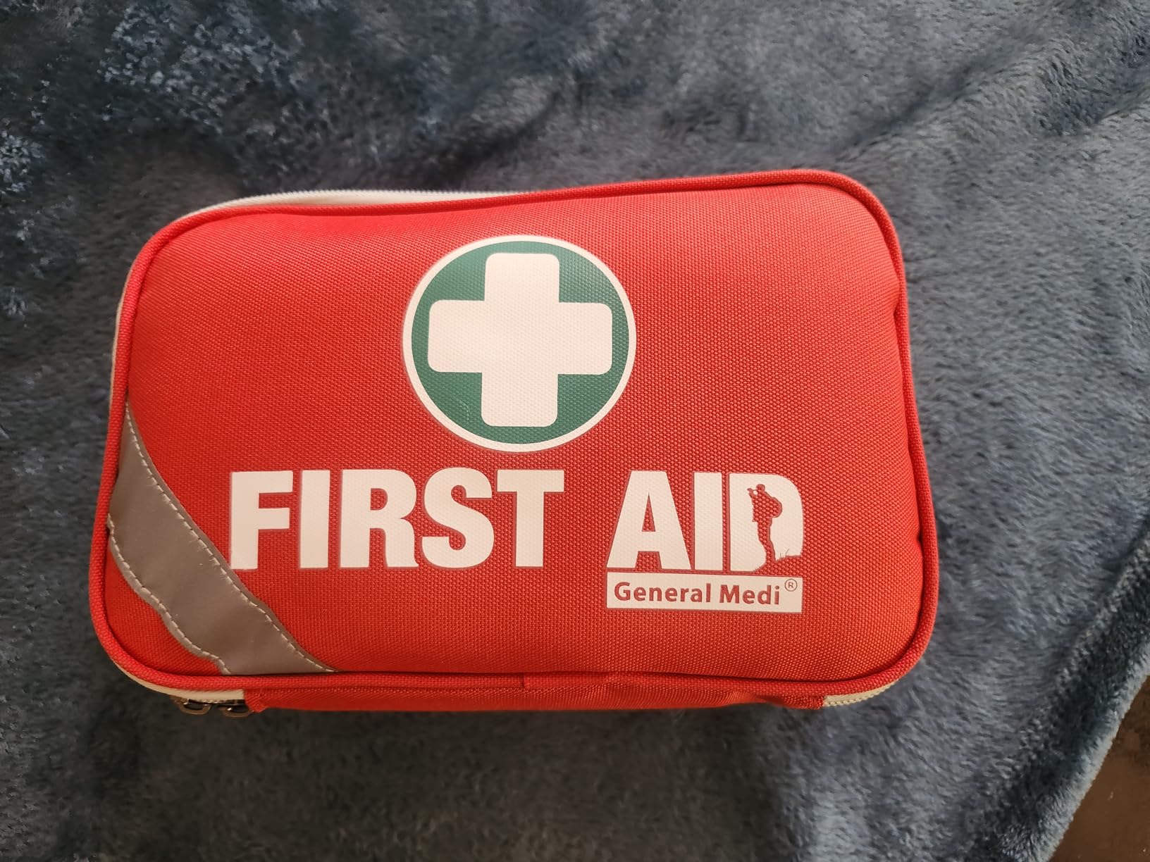 General Medi 2-in-1 First Aid Kit (215 Piece Set) + 43 Piece Mini First Aid Kit -Includes Ice(Cold) Pack and Emergency Blanket for Travel, Home, Office, Car, Workplace customer photo 2