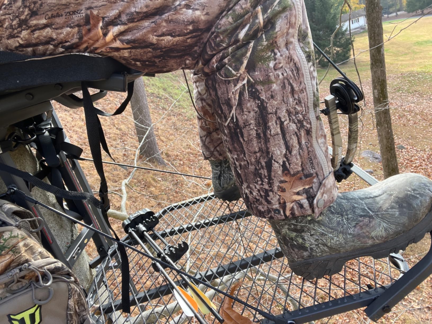 Big Game Captain XC Hang-On Treestand, Lightweight Steel Construction with 14 x 8 in. Flip-Back Flex-Tek Seat, 300 lbs Weight Rating customer photo 1