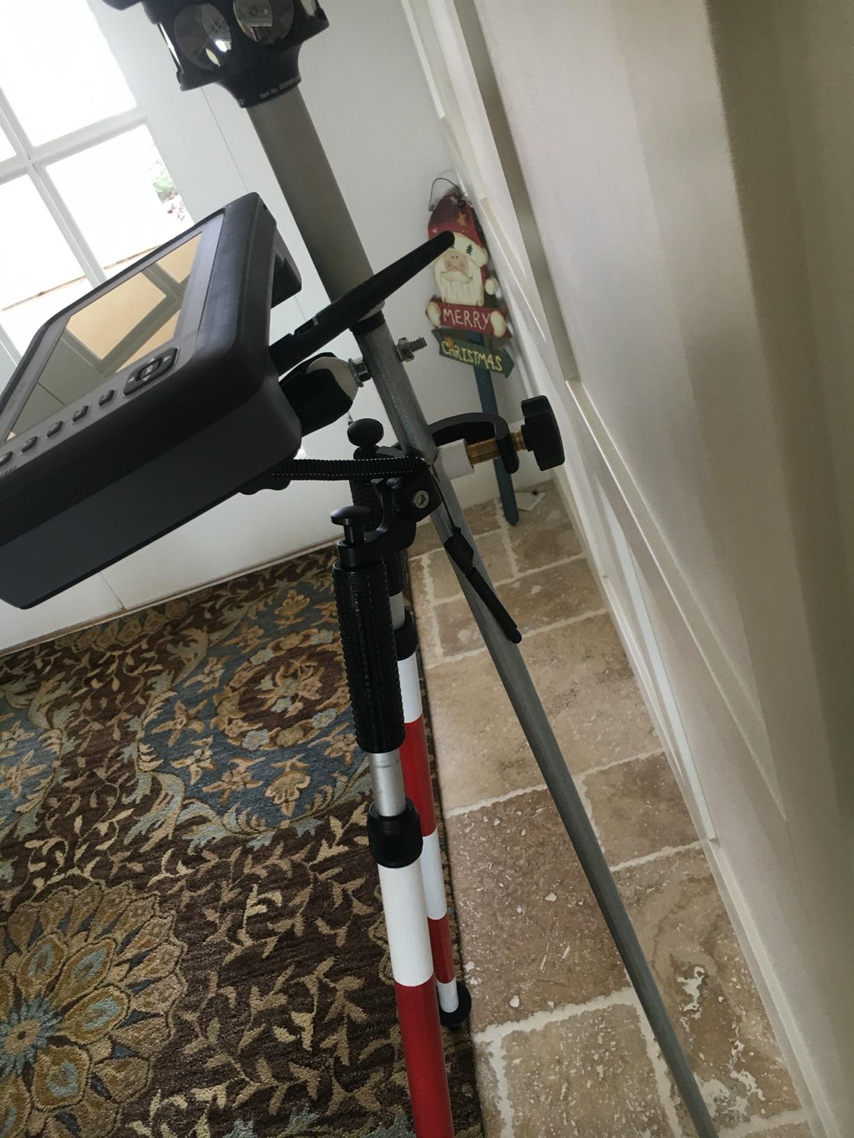 Aluminum Bipod monopod for Leveling Staff and Prism Poles customer photo 1