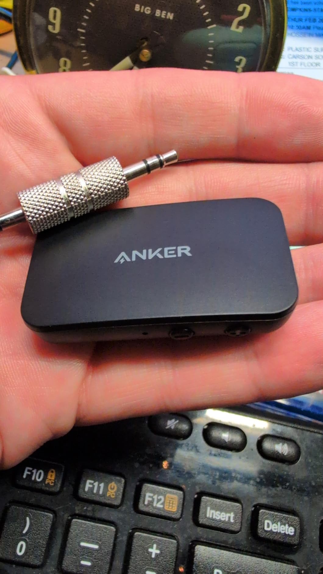 Anker Soundsync Bluetooth Receiver for Music Streaming with Bluetooth 5.0, Dual Device Connection, Handsfree Calls, 12-Hour Battery Life, for Car & Home Stereo - Signal Reception Only customer photo 2