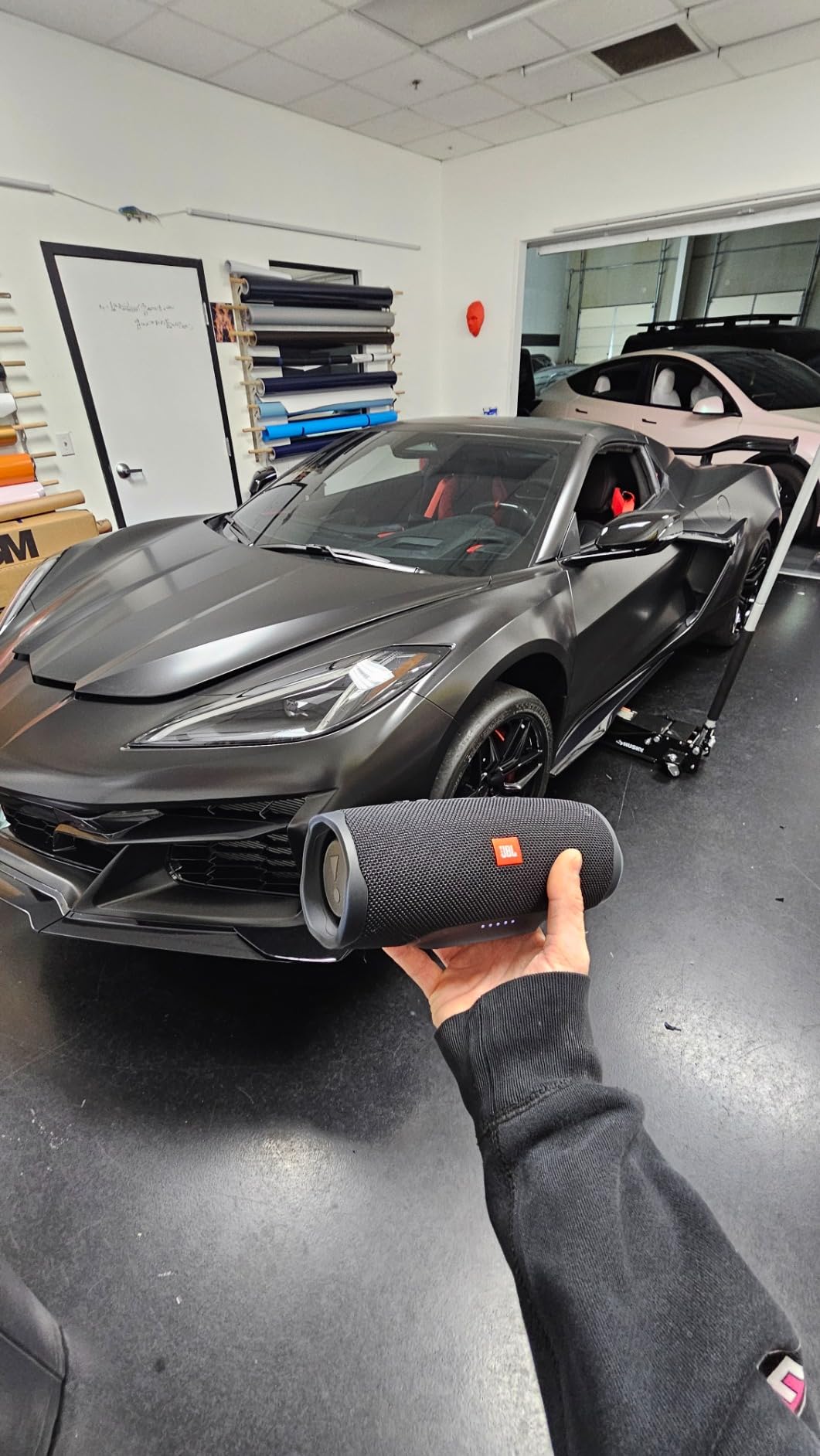 JBL Charge 4 - Waterproof Portable Bluetooth Speaker customer photo 1