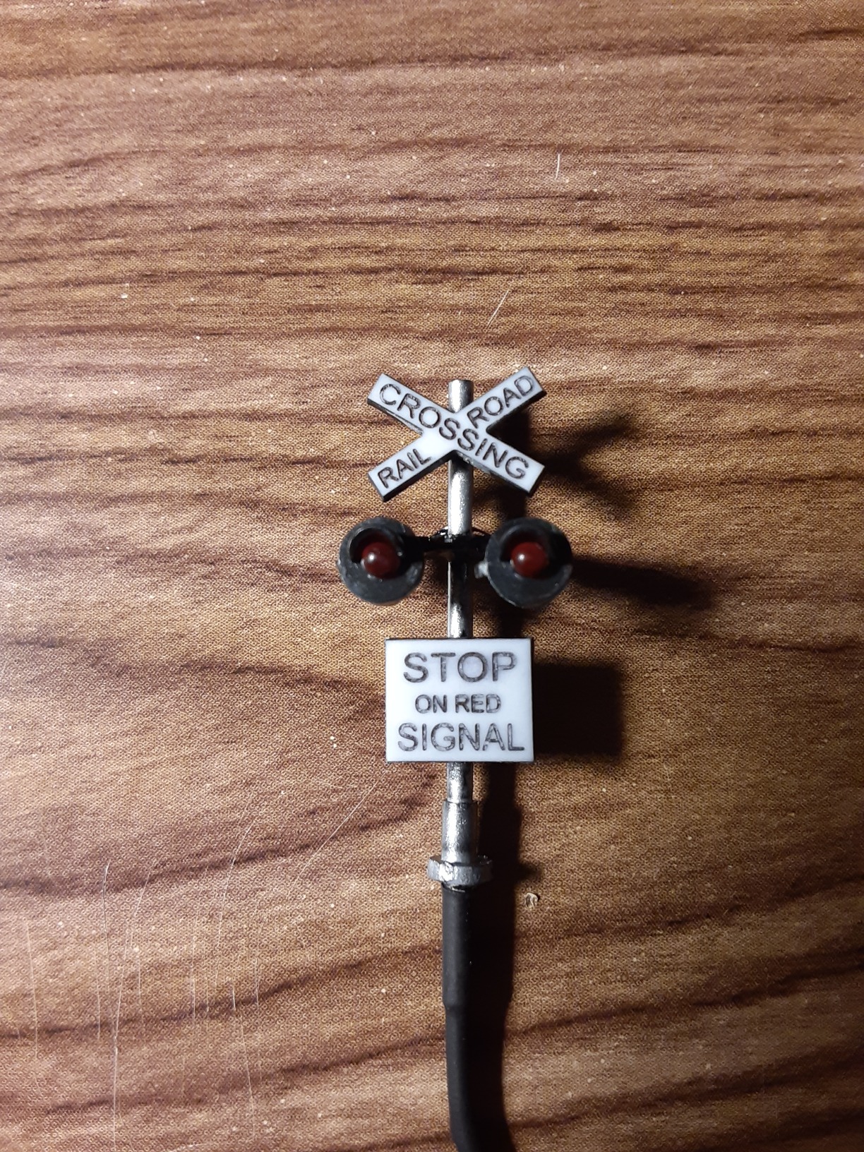 JTD1507RP 1 Set N Scale Railroad Train/Track Crossing Sign 2 Heads LED Made + Circuit Board Flasher-Flashing Red Train Stop on red Signal Lights Decoration and Party customer photo 2