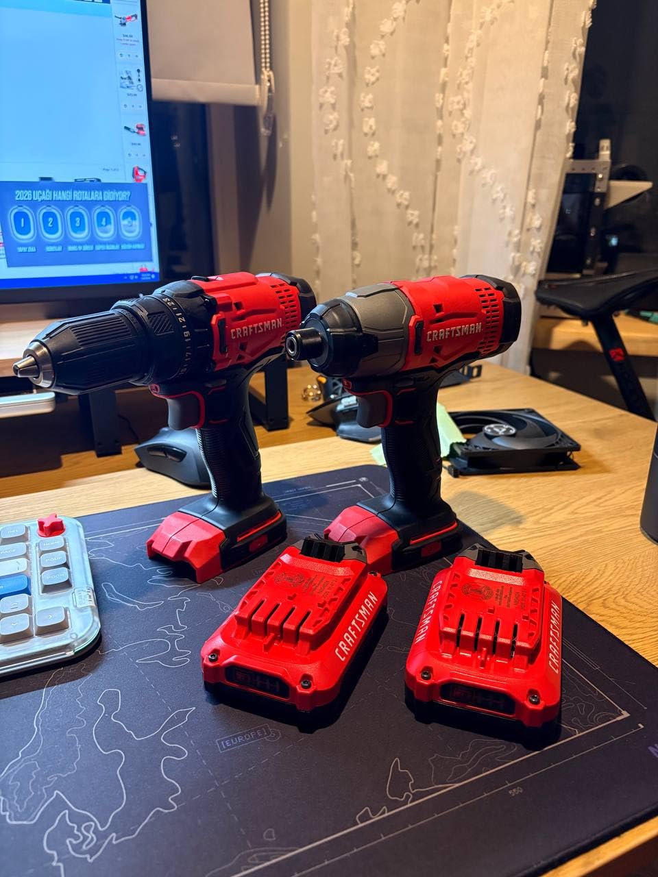 CRAFTSMAN V20 MAX Cordless Drill Driver and Impact Driver Set, Power Tool Set with 2 Batteries and Charger, LED Work Light, 2 Bits, Bag (CMCK200C2) customer photo 2