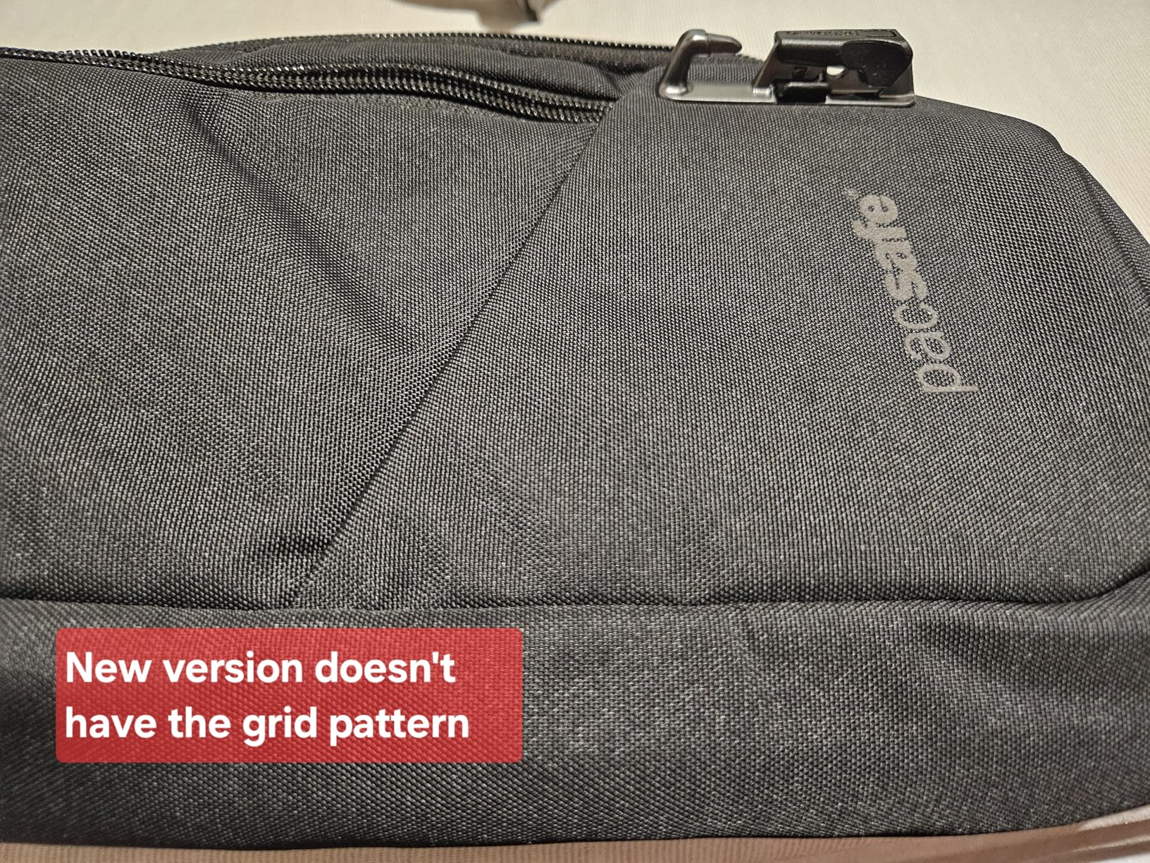 Pacsafe Vibe 150 2.5 Liter Anti Theft Sling Pack, Black customer photo 2