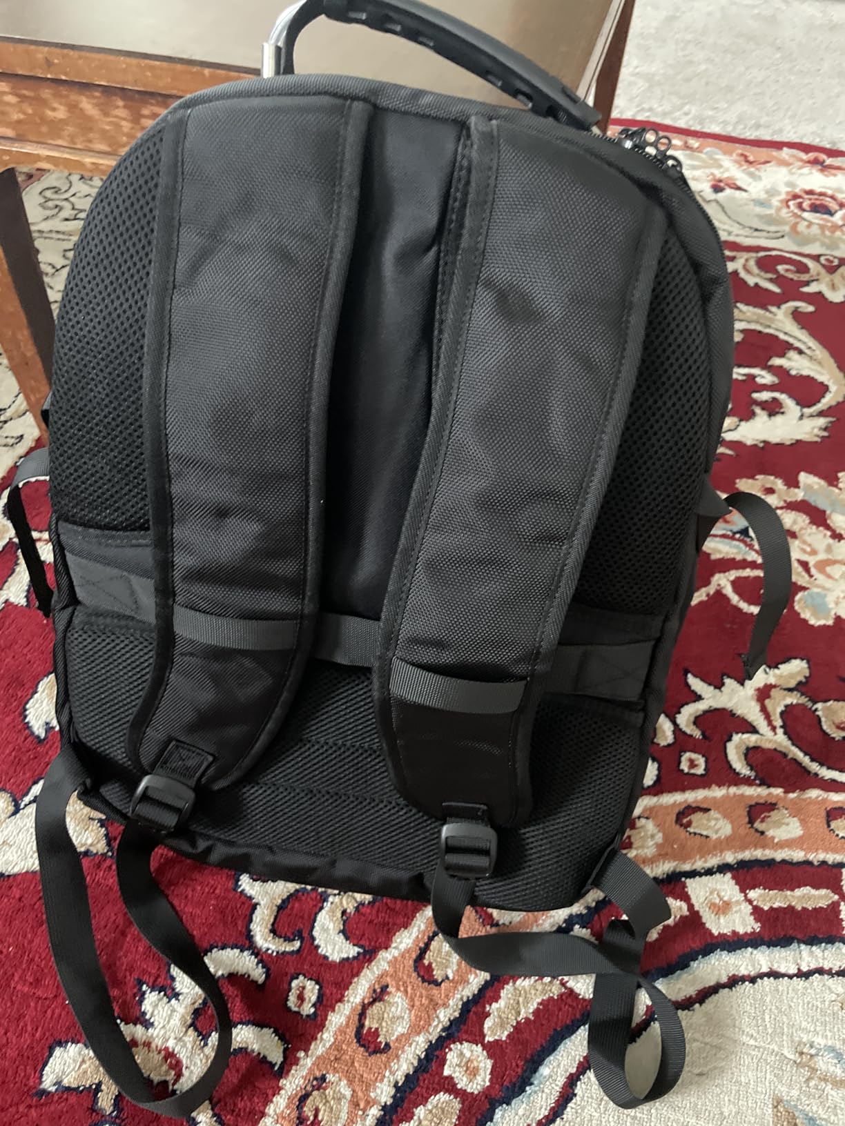 YOREPEK Large Backpack for Men, Extra Large Laptop Backpacks for Men Women, Water Resistant Travel Backpack Airline Approved Business Work Bag Fits 18.4 Inch Computer, Black customer photo 2