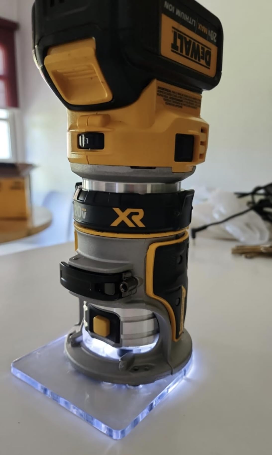 DEWALT 20V Max XR Cordless Router, Brushless, Tool Only (DCW600B) customer photo 1