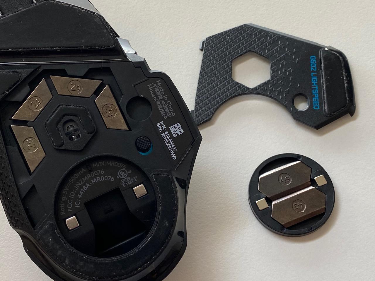 Logitech G502 Lightspeed Wireless Gaming Mouse with Hero 25K Sensor, PowerPlay Compatible, Tunable Weights and Lightsync RGB - Black customer photo 2