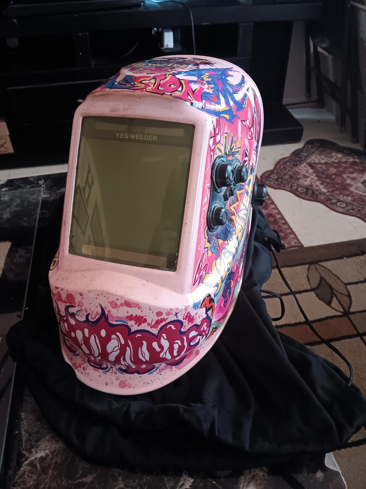 YESWELDER Large View Auto Darkening Welding Helmet, Blue Light Blocking, 1/1/1/1 True Color Solar Powered Welder Hood Mask with 4 Arc Sensors, Wide Shade 3/5-9/9-13 for TIG MIG ARC CUT and GRIND customer photo 2