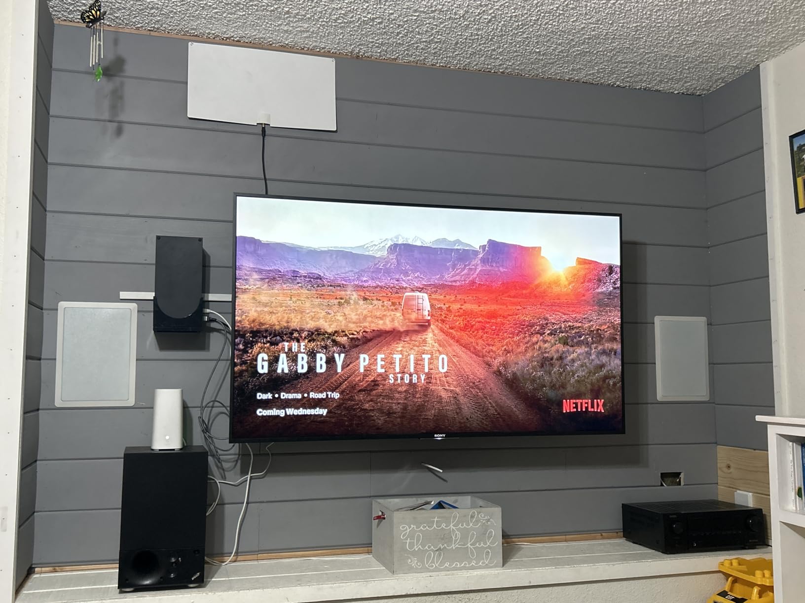 Metabo HPT Brad Nailer, Pro-Preferred Lightweight Pneumatic Power Nailer for Precision Trim Work and Furniture Building, Adjustable Depth, 18 Gauge, 5/8