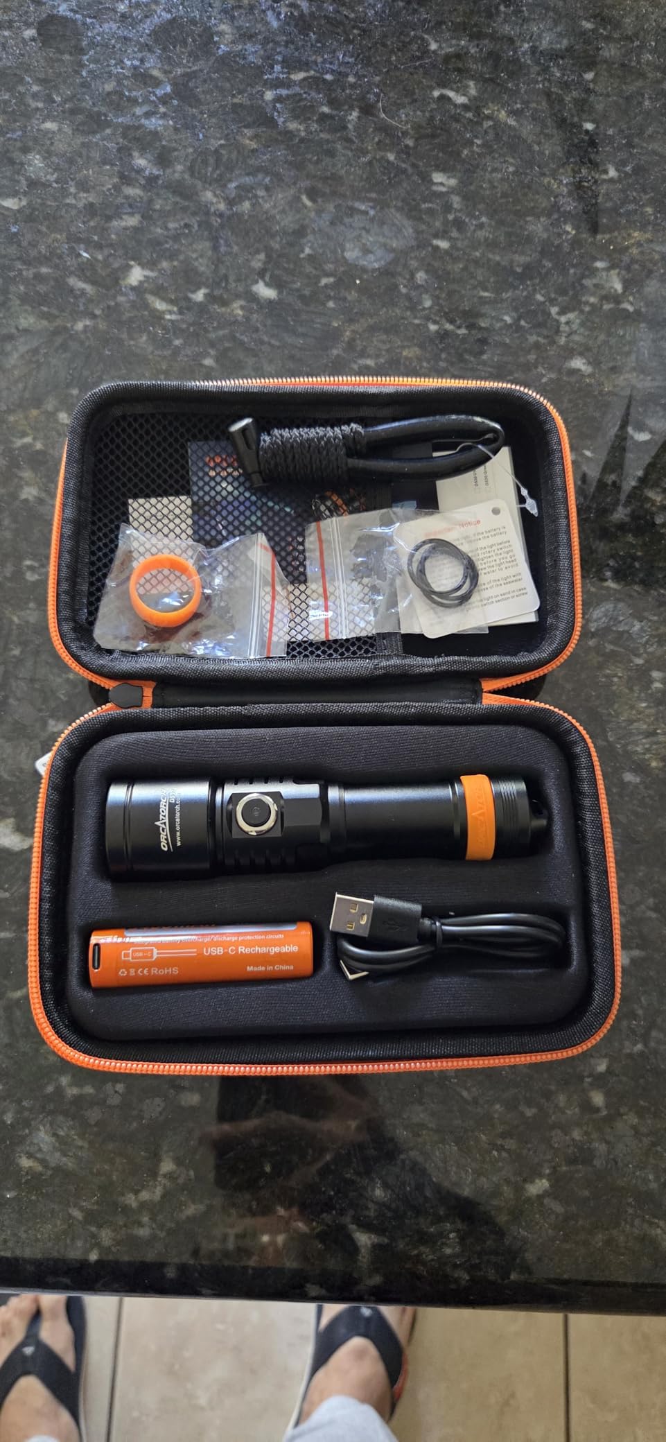 ORCATORCH D530 Scuba Dive Light, 1500 Lumens, 7 Degrees Narrow Beam Angle, Titanium Alloy Side Button Switch, 3 Lighting Modes, with Battery Indicator, for Underwater 150 Meters Diving customer photo 2