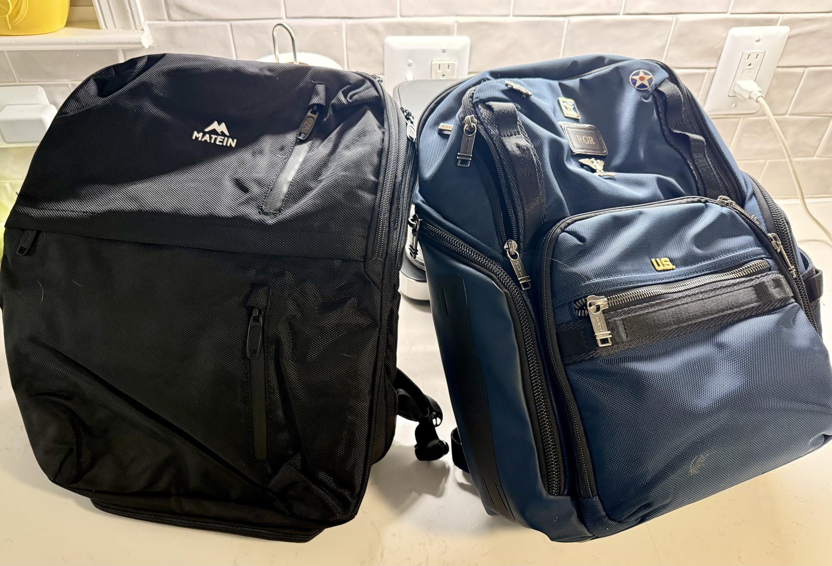 MATEIN Carry on Backpack, 40L Flight Approved Large Travel Laptop Backpack, 17 Inch Water Resistant Luggage Computer Daypack College Weekender Overnight Bag for Men & Women, Black customer photo 2