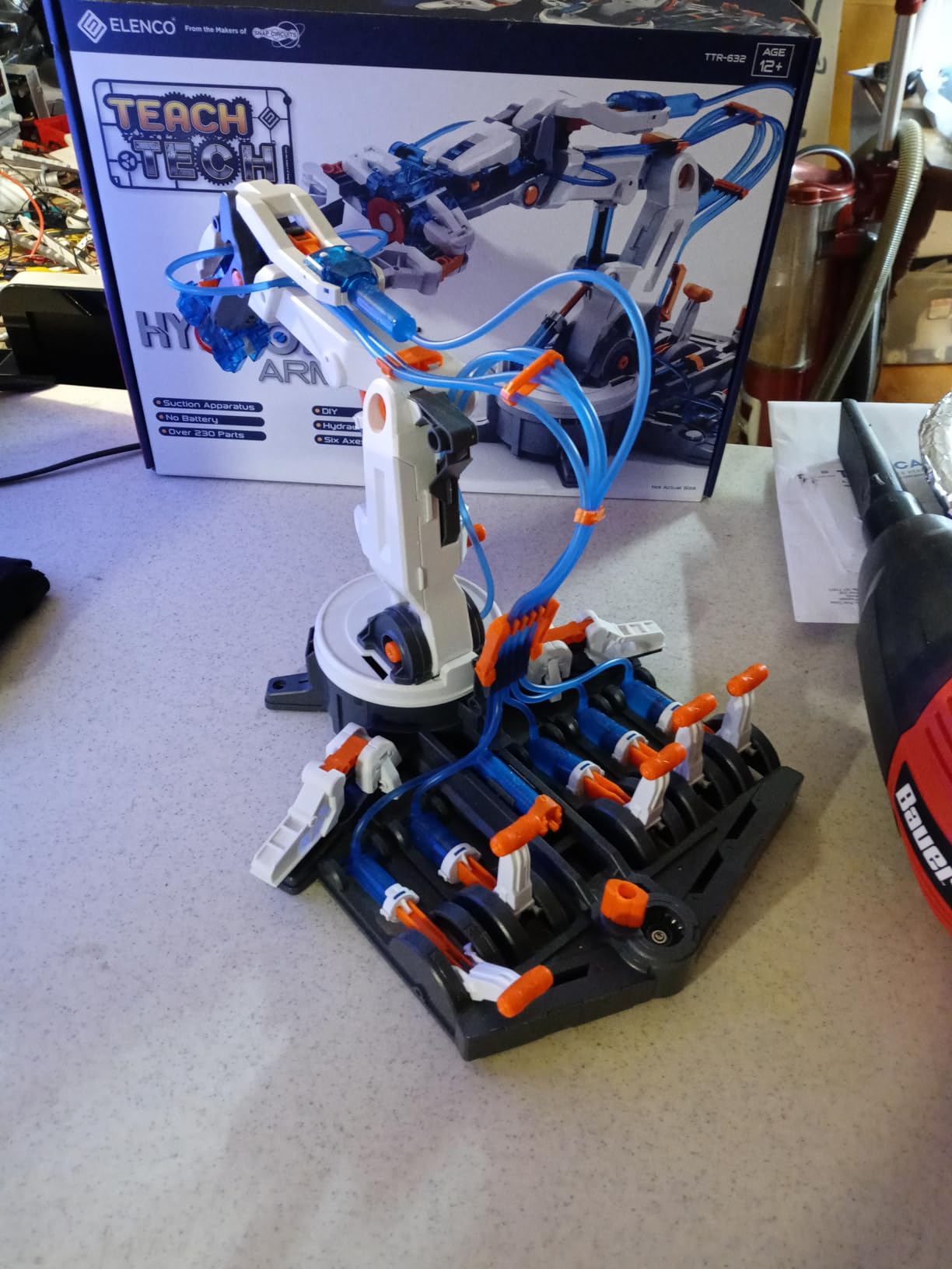 Teach Tech Hydrobot Arm Kit, Hydraulic Kit, STEM Building Toy for Kids 12+ customer photo 2