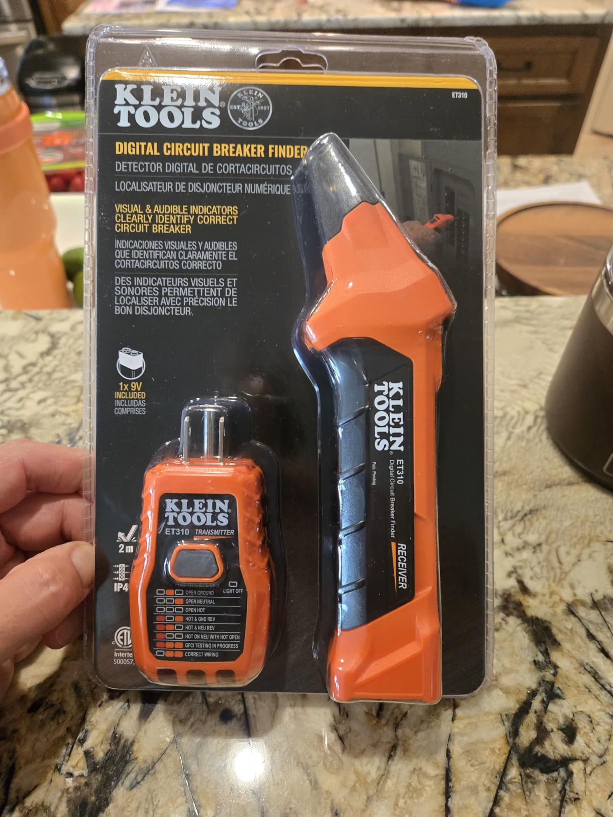 Klein Tools ET310 AC Circuit Breaker Finder, Electric and Voltage Tester with Integrated GFCI Outlet Tester customer photo 1