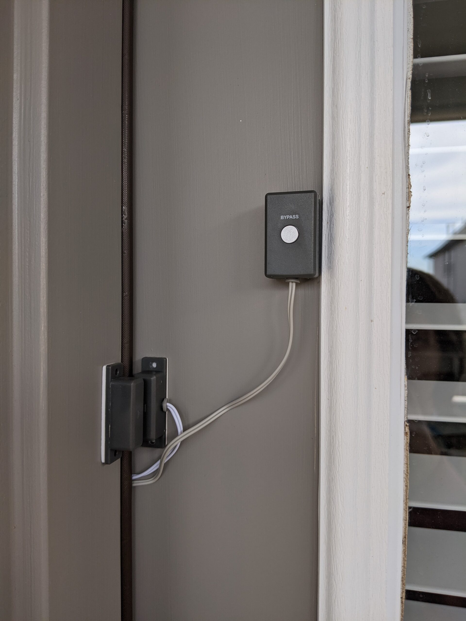 Techko S189 Ultra Slim Safe Pool Alarm for Kids, ETL Listed UL 2017 Compliant, Indoor/Outdor Weather Resistant, 110db Loud Alarm with 2X Bypass Buttons, Gray, 1Count customer photo 2