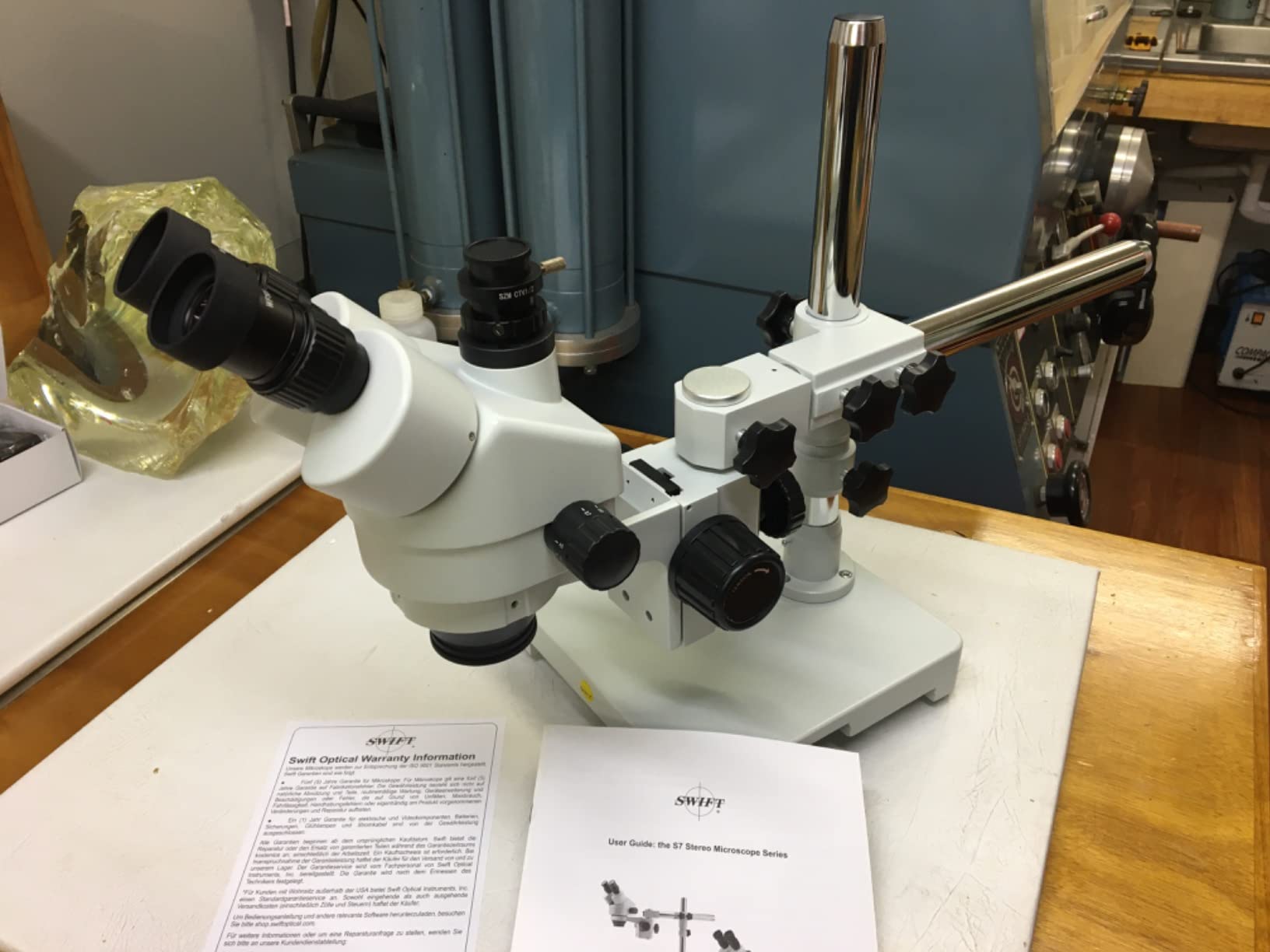 SWIFT S7 7X-45X Trinocular Stereo Microscope with Wide-Field 10X Eyepieces,0.7X-4.5X Zoom Objective Lens, Single-Arm Boom Stand, and 56-Bulb LED Ring Light customer photo 1