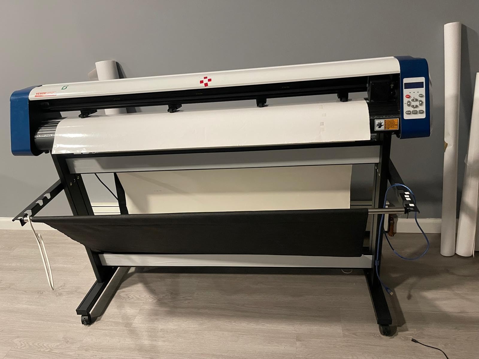 VEVOR Vinyl Cutter 53 Inch Vinyl Cutter Machine Semi-Automatic DIY Vinyl Printer Cutter Machine Manual Positioning Sign Cutting with Floor Stand Signmaster Software customer photo 2