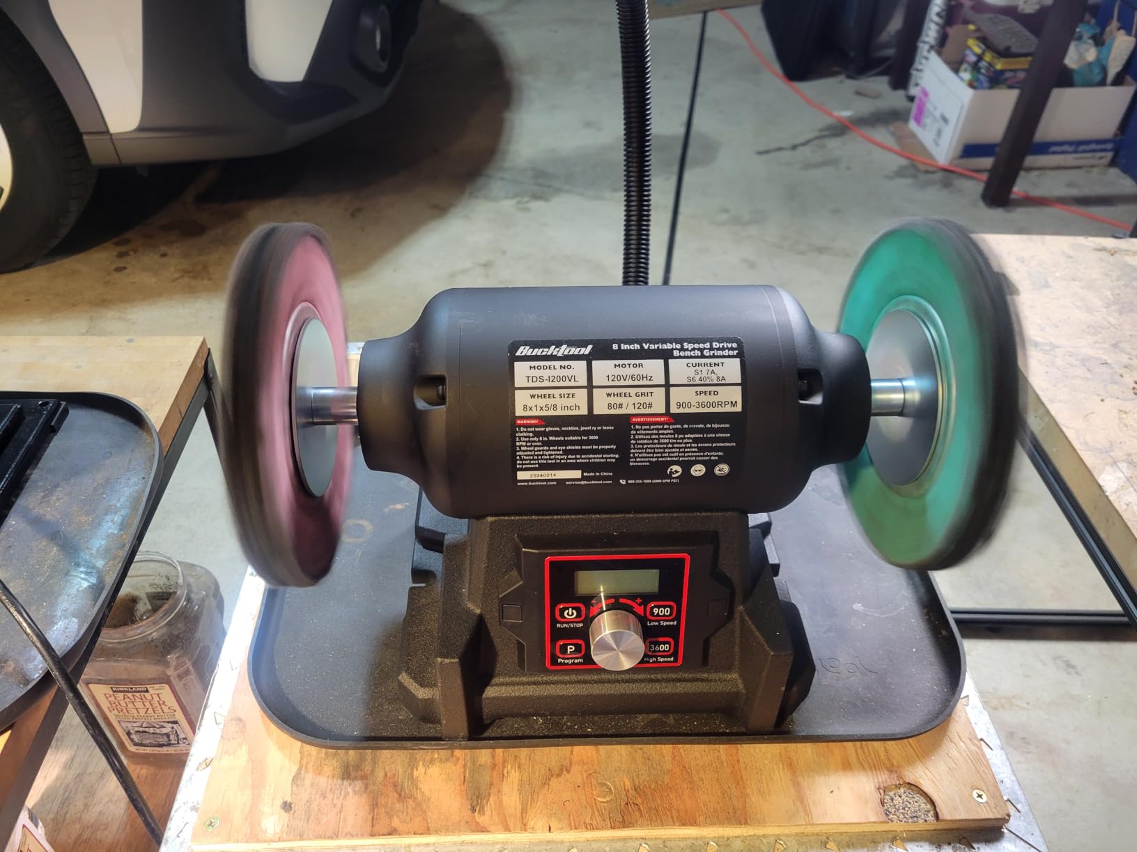 BUCKTOOL 8 inch Dual Speed Bench Grinder & Buffer with Cast Iron Base customer photo 2