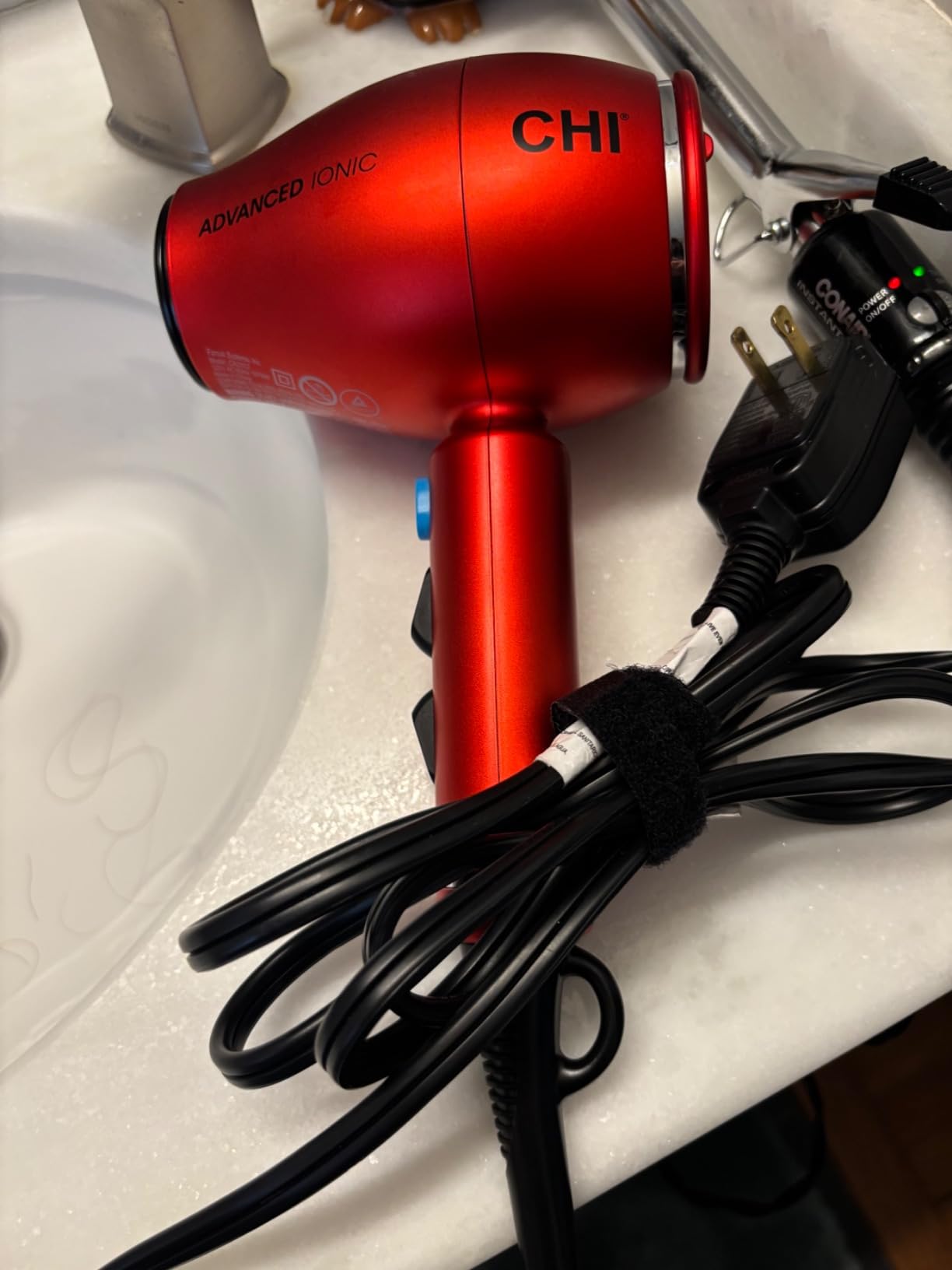 CHI 1875 Series Professional Ionic Hair Dryer with Ceramic Technology, 1875W Fast Drying Blow Dryer, Frizz Reduction & Shine, 3 Heat/2 Speed, Diffuser & Concentrator Attachments customer photo 2