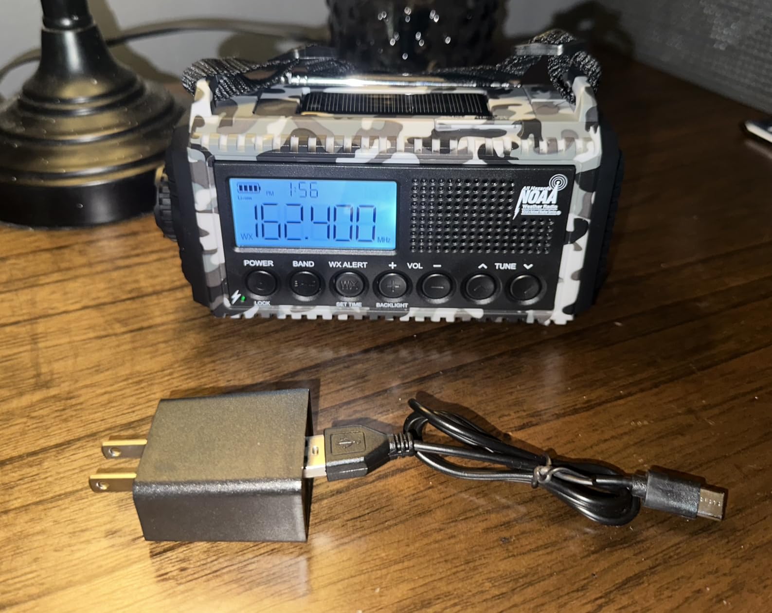 Emergency Radio with NOAA Weather Alert, 5000mAh Solar Hand Crank Portable AM/FM Shortwave Radio, Rechargeable Battery Powered, USB Charger, Flashlight, SOS Alarm for Home Outdoor Survival customer photo 2