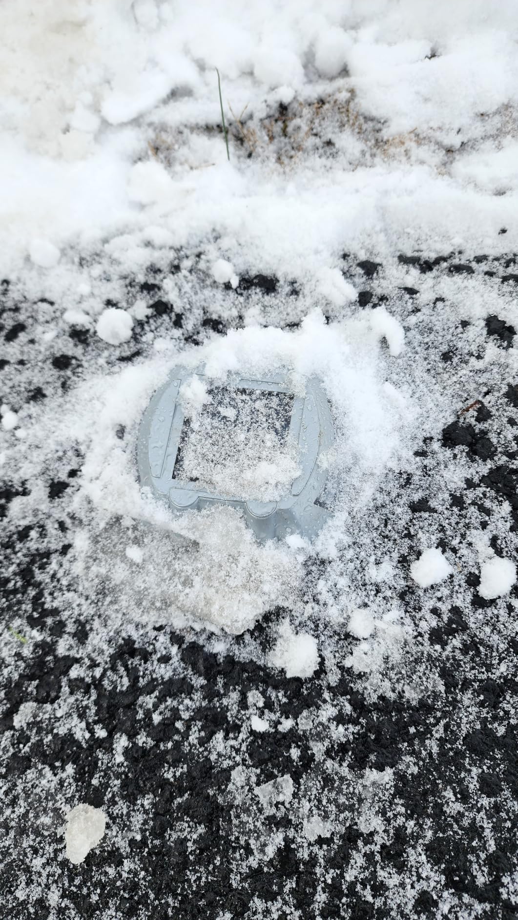 VOLISUN Solar Deck Lights Driveway Dock Lights, 12-Pack Led IP68 Waterproof Outdoor Warning Step Lights (White) customer photo 2