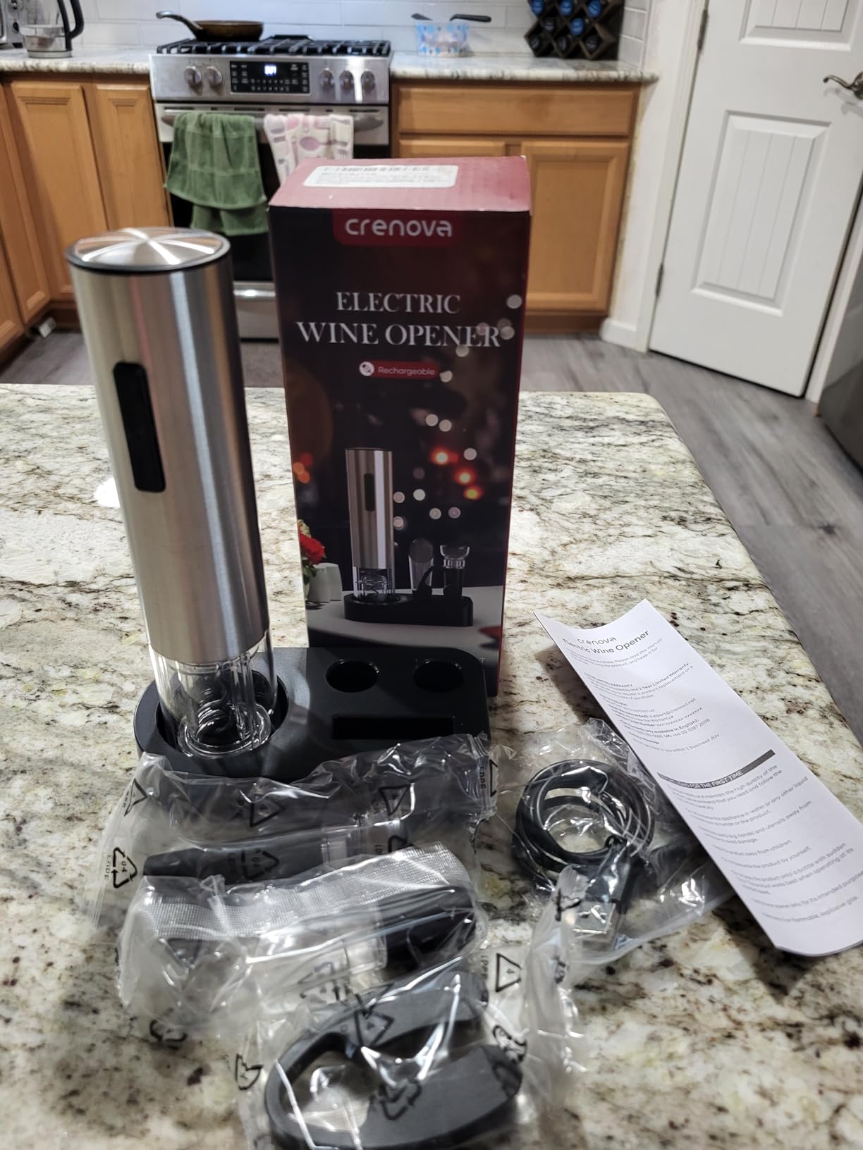 Crenova Electric Wine Opener, Rechargeable Wine Bottle Opener, Automatic Corkscrew with Vacuum Stopper, Aerator Pourer, Foil Cutter, Display Base, Gifts for Valentines Day New Home Wedding Birthday customer photo 2