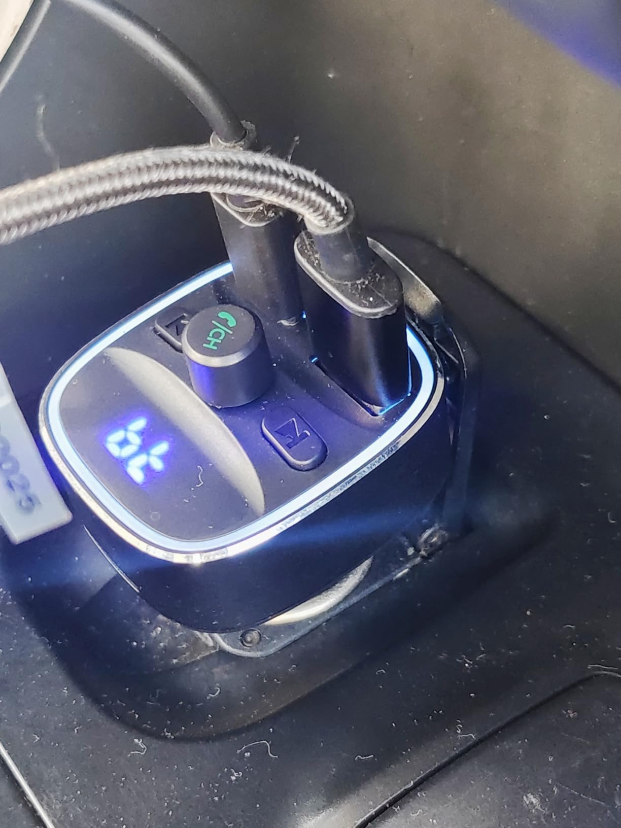 LENCENT FM Transmitter, Bluetooth FM Transmitter Wireless Radio Adapter Car Kit with Dual USB Charging, Audio Receiver Car Charger MP3 Player, Support Hands-Free Calling, TF Card & USB Disk customer photo 1