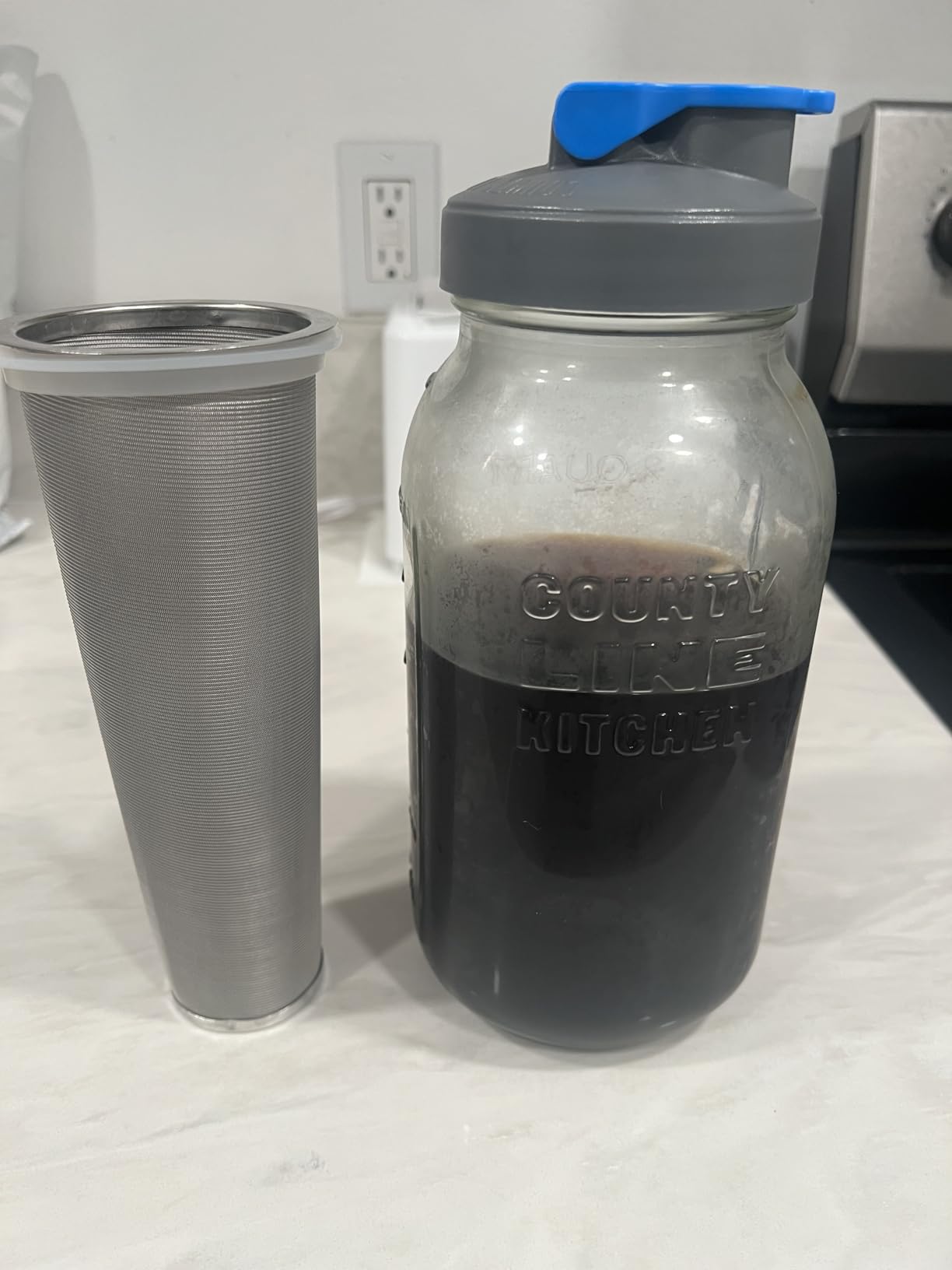 County Line Kitchen Glass Cold Brew Coffee Maker with Lid - Wide Mouth, 2 Quart (64 oz) - Heavy Duty, Leak Proof - Sun & Iced Tea Pitcher, Cold Brew Coffee, Breast Milk Storage, Water - Gray customer photo 2