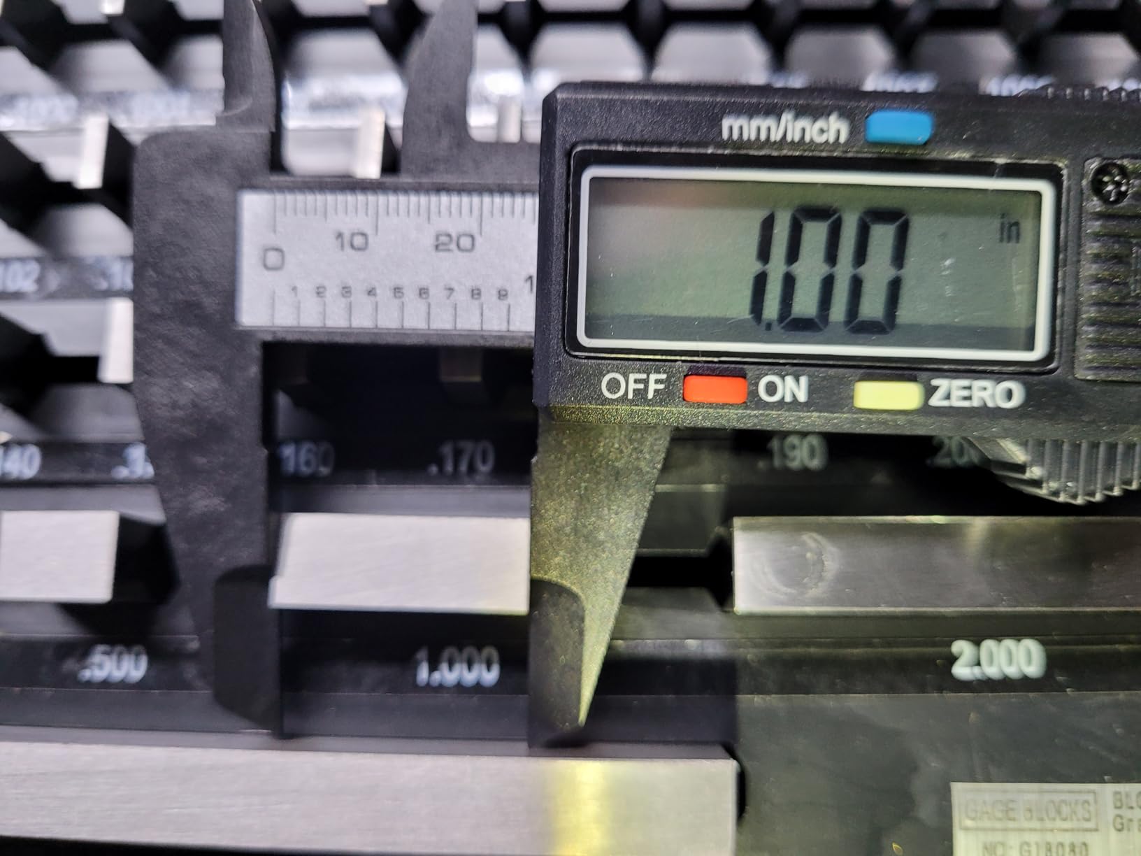 Digital Caliper, Sangabery 0-6 inches Caliper with Large LCD Screen, Auto - Off Feature, Inch and Millimeter Conversion Measuring Tool, Perfect for Household/DIY Measurment, etc customer photo 2