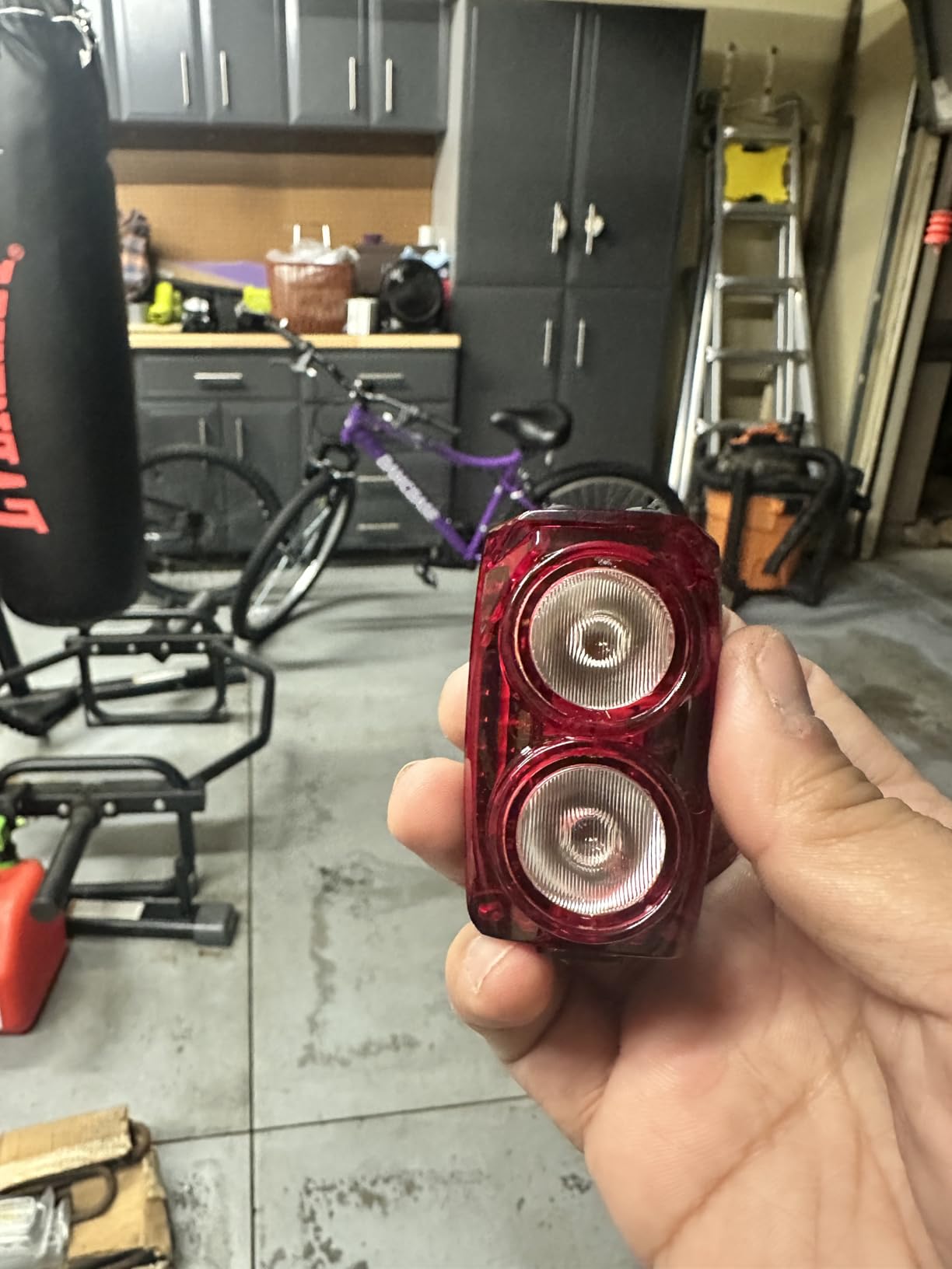 Cygolite Hypershot 350 Lumen Bike Tail Light- 7 Night & Daytime Modes-User Adjustable Flash Speeds- Compact & Durable-IP64 Water Resistant-Saddle Rail Mount Version-USB Rechargeable customer photo 1