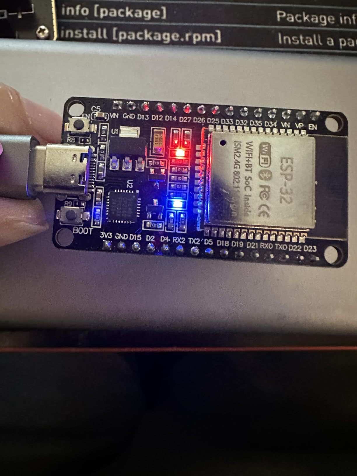 ESP-WROOM-32 ESP32 ESP-32S Development Board 2.4GHz Dual-Mode WiFi + Bluetooth Dual Cores Microcontroller Processor Integrated with Antenna RF AMP Filter AP STA Compatible with Arduino IDE (1 PCS) customer photo 1