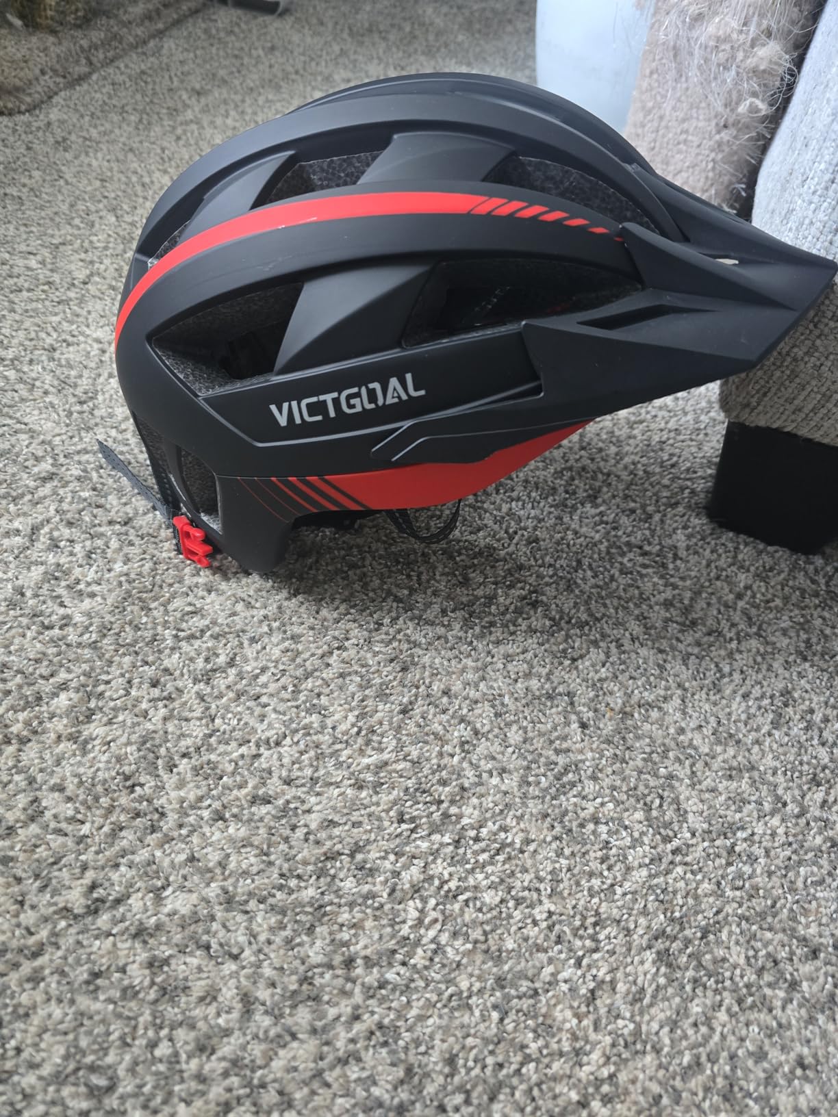 VICTGOAL Bike Helmet with USB Rechargeable Rear Light Detachable Magnetic Goggles Removable Sun Visor Mountain & Road Bicycle Helmets for Men Women Adult Cycling Helmets customer photo 1