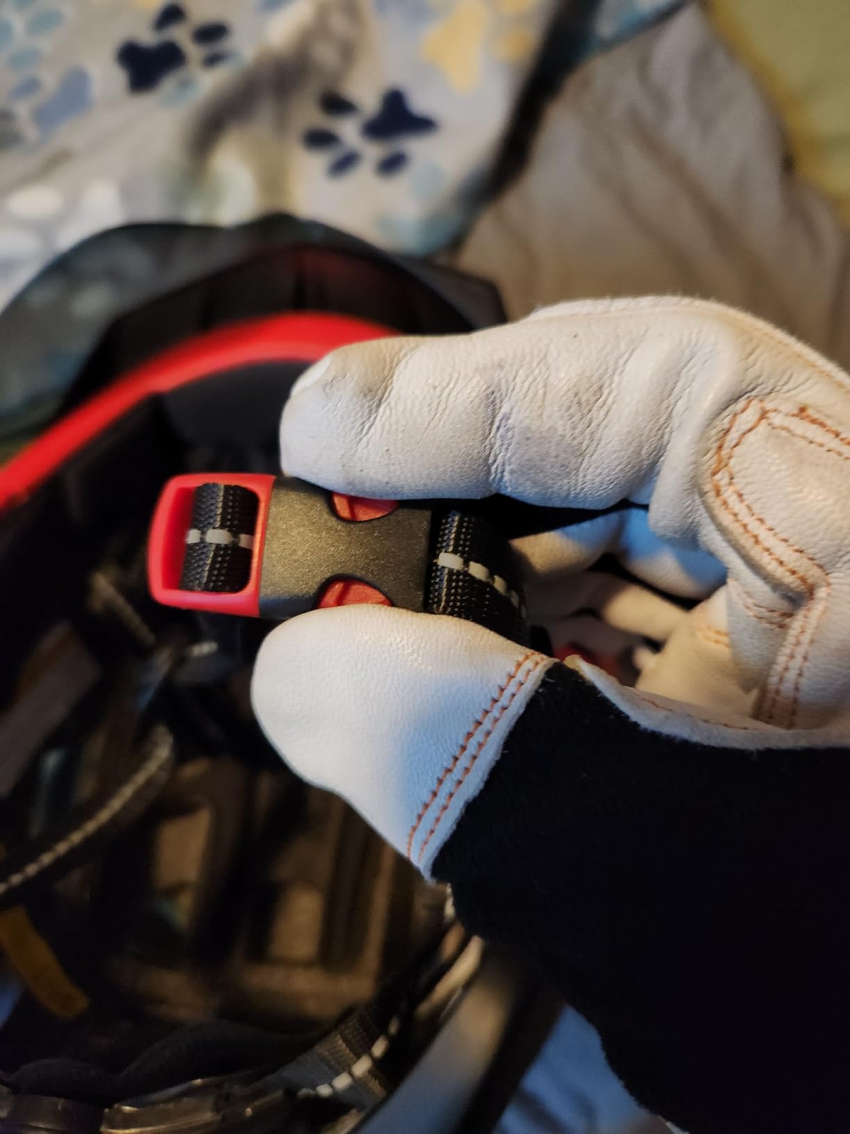 VICTGOAL Bike Helmet with USB Rechargeable Rear Light Detachable Magnetic Goggles Removable Sun Visor Mountain & Road Bicycle Helmets for Men Women Adult Cycling Helmets customer photo 2