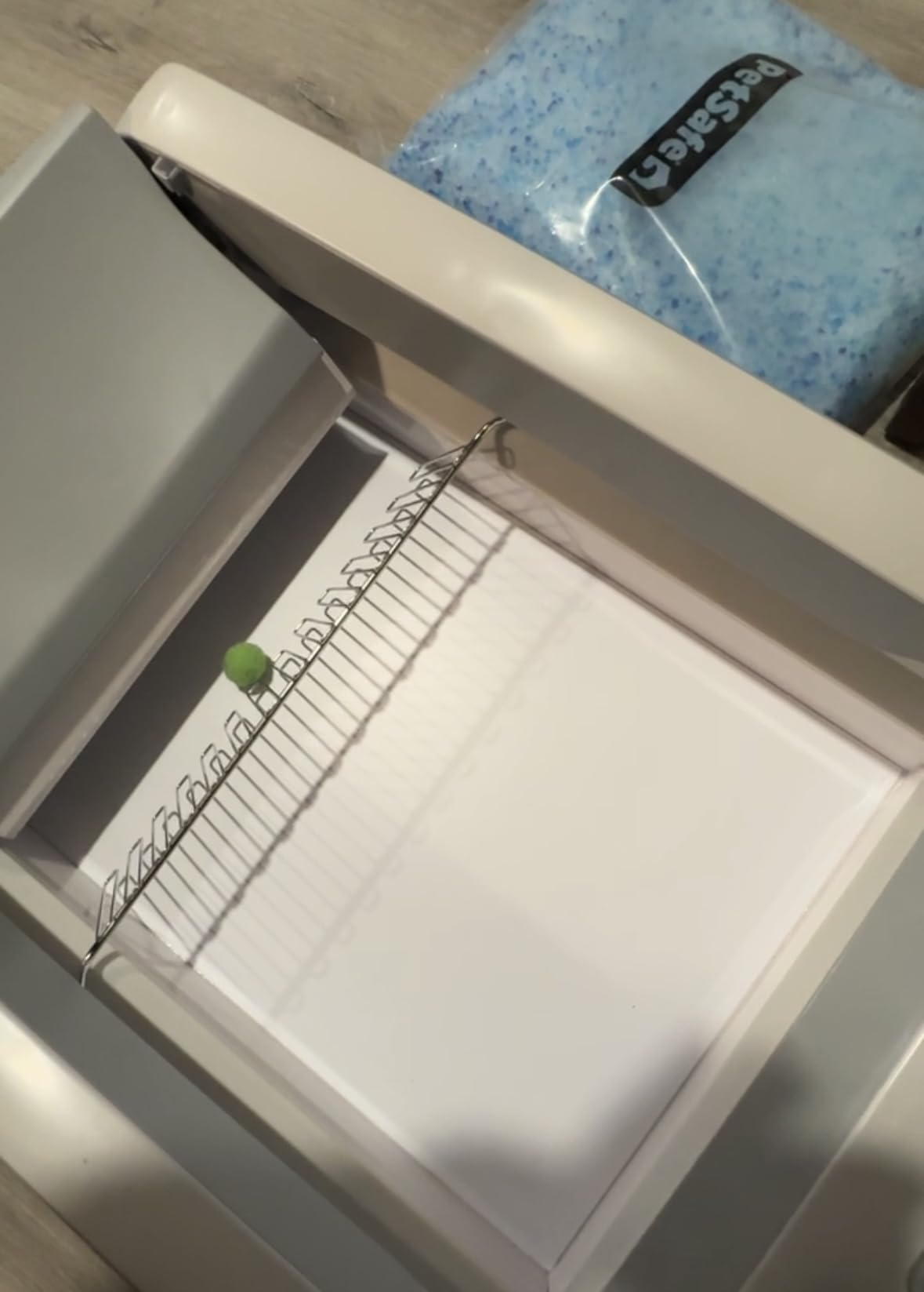 PetSafe ScoopFree Crystal Pro Legacy Self-Cleaning Automatic Litter Box - Uncovered Motion-Sensing Cat Box with Integrated Health Counter - Includes 1 Disposable Crystal Litter Tray customer photo 1