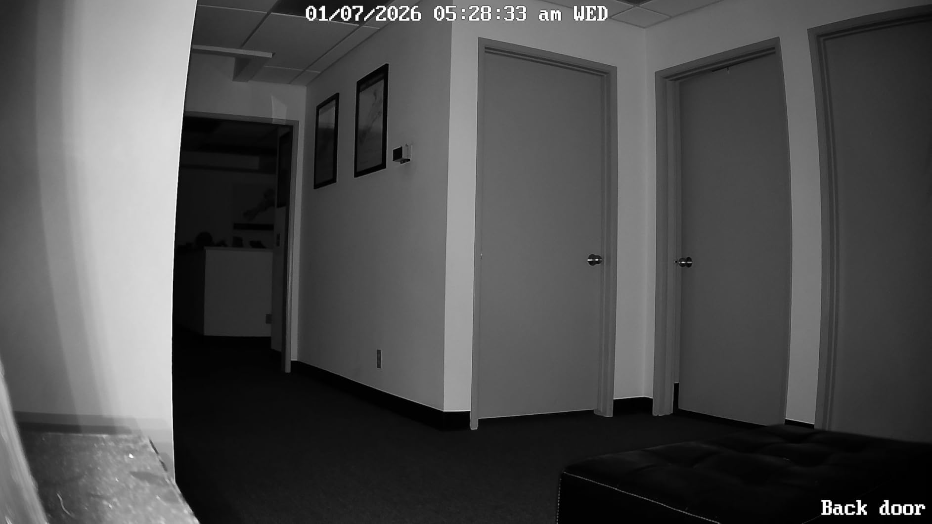 Reolink 4MP 2K Indoor Camera E1, Plug-in Wireless WiFi 6 Security Camera, 360 Degree Pet Camera with Phone app, Baby Monitor with Person/Pet/Cry Detection, Night Vision, 2-Way Talk, Local Storage customer photo 1