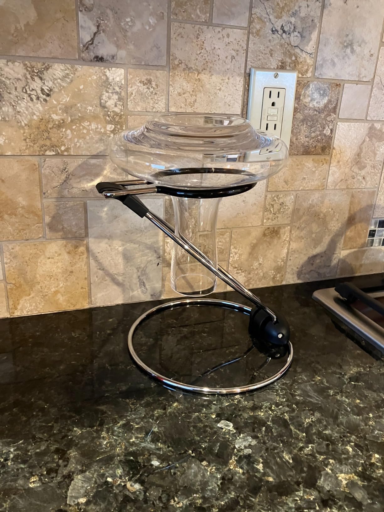 Wine Decanter Built-in Aerator Pourer, Wine Carafe, Red Wine Decanter, 100% Lead-free Crystal Glass, Wine Hand-held Aerator customer photo 1