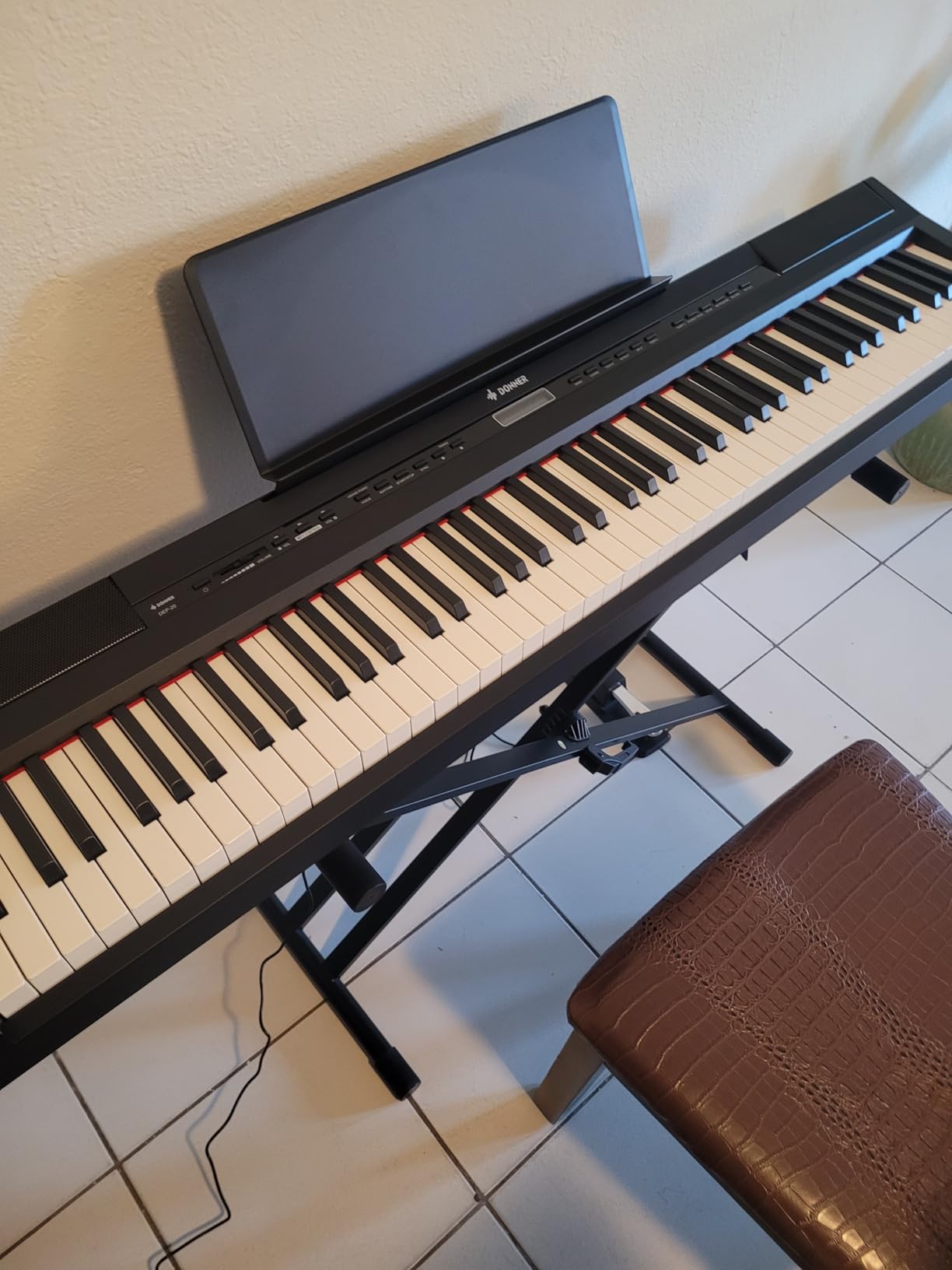 Donner DEP-20 Beginner Digital Piano 88 Key Full Size Weighted Keyboard, Portable Electric Piano with Sustain Pedal, Power Supply customer photo 2