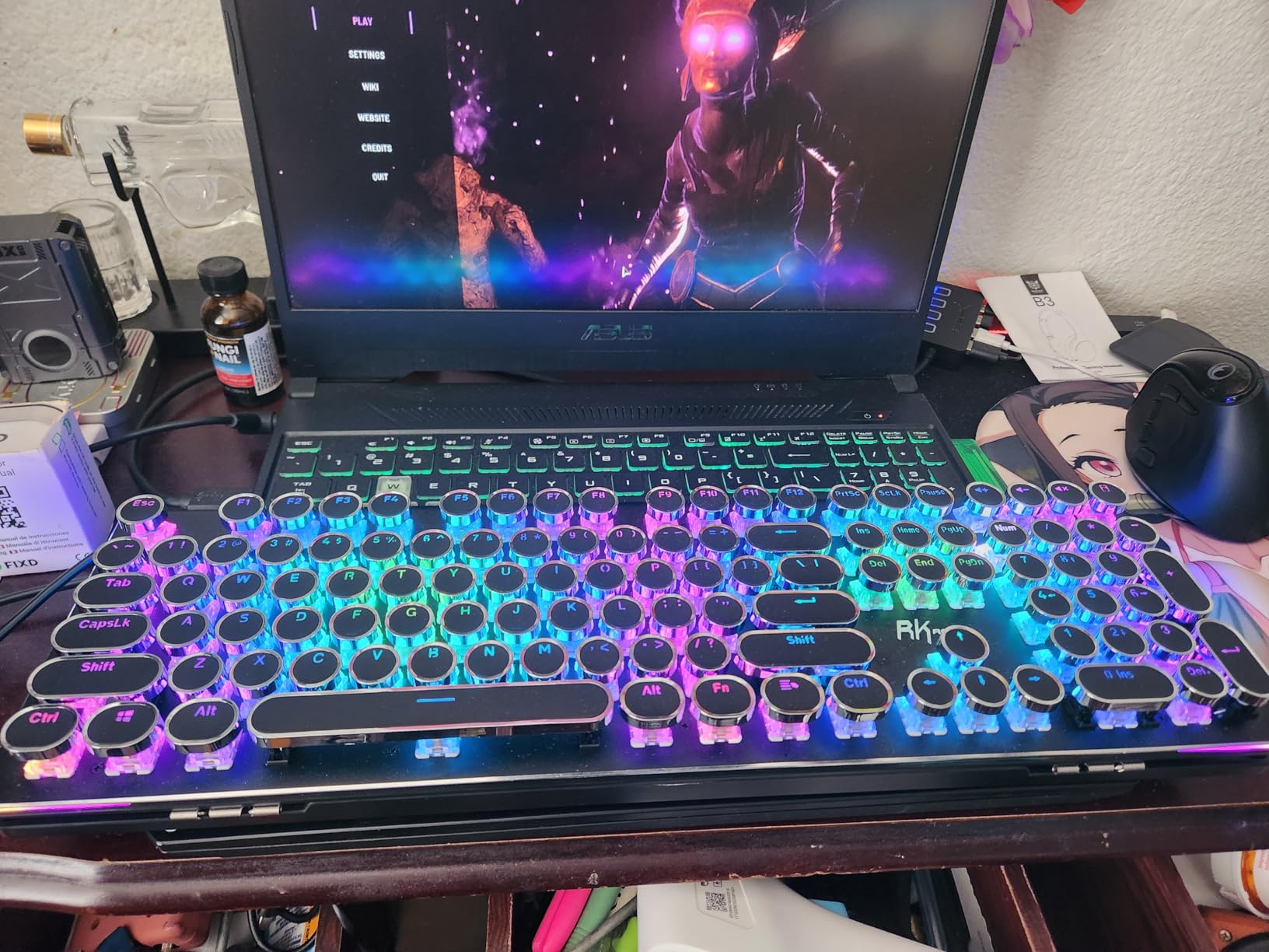 RK ROYAL KLUDGE S108 Typewriter Keyboard, Retro Mechanical Gaming Keyboard Wired 108 Keys with RGB Backlit Sidelight, Detachable Wrist Rest, Round Keycaps Blue Switches - Black customer photo 2