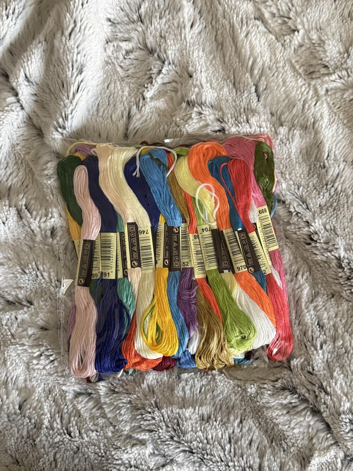 Friendship Bracelet String 50 Skeins Rainbow Color Embroidery Floss Cross Stitch Embroidery Thread Cotton Floss Bracelet Yarn, Craft Floss customer photo 2