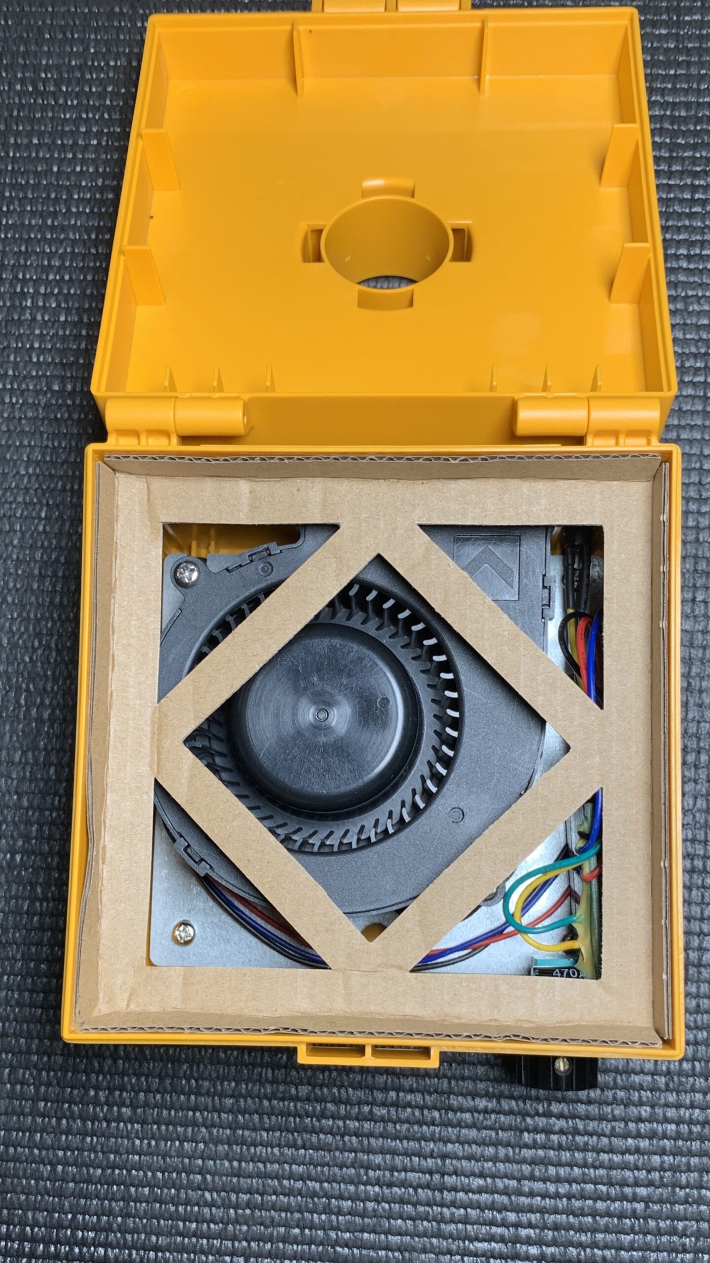 KOTTO Strong Suction Smoke Absorber for Soldering, Welding, 3D Printing - Extractor with Carbon or HEPA Filter [Updated, Hose Pre-Attached] customer photo 1