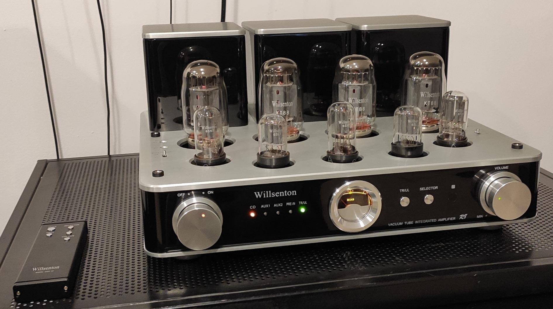 R8 Vacuum Tube Amplifier Hi-Fi Integrated Amp with Headphone Output KT88/EL34 x4 Replaceable (Black) customer photo 1