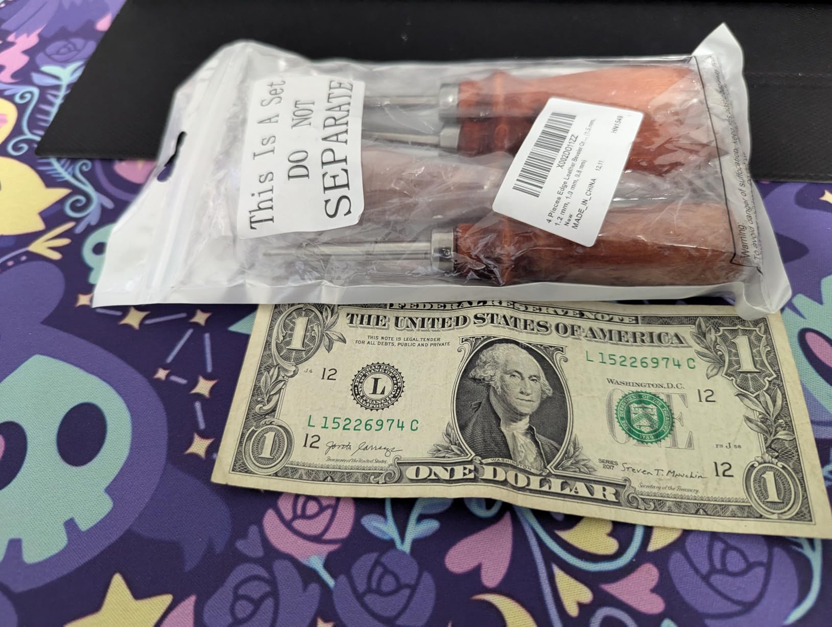 Mudder 4 Pieces Edge Leather Beveler Craft Edge Beveler Cutting Beveling Leather Skiver Tool for DIY(1.5 Mm, 1.2 Mm, 1.0 Mm, 0.8 Mm) customer photo 1