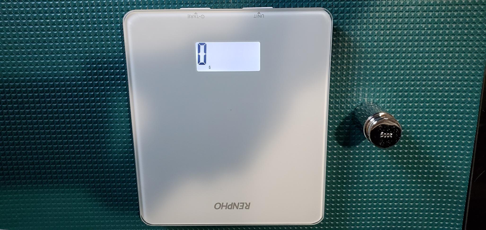 RENPHO Food Scale with Nutritional Calculator, Digital Kitchen Scale for Weight Loss, Smart Food Weight Scale with App for Macro Keto Calorie Cooking, Grams and Ounces, White, 11lb/5kg customer photo 1