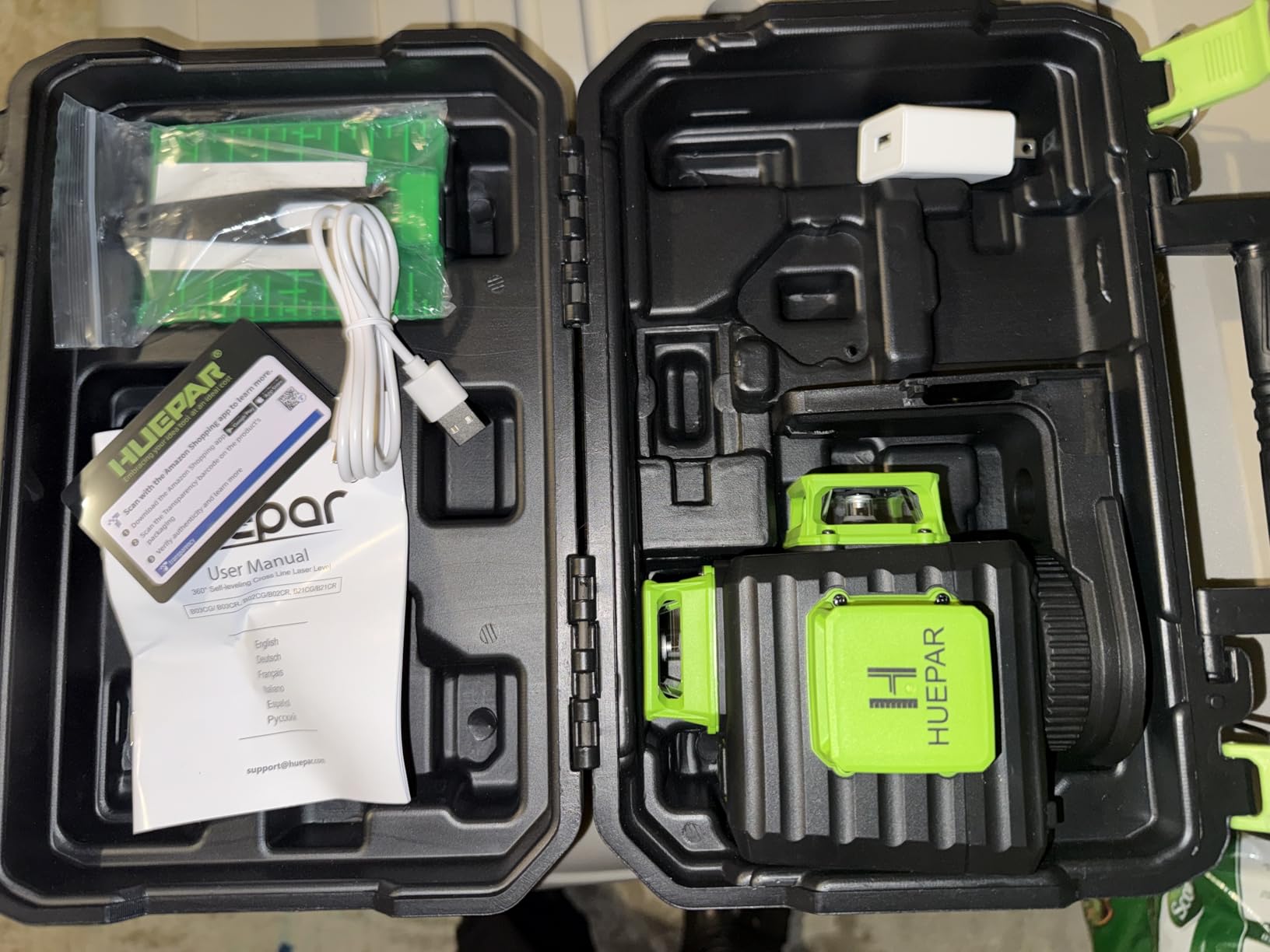 HUEPAR Laser Level 360 Self Leveling, Rechargeable 3D High Brightness Green Laser 3x360° Best Laser Leveler Tool for Construction and Picture Hanging, Strong Magnetic Bracket & Hard Suitcase -B03CG customer photo 1